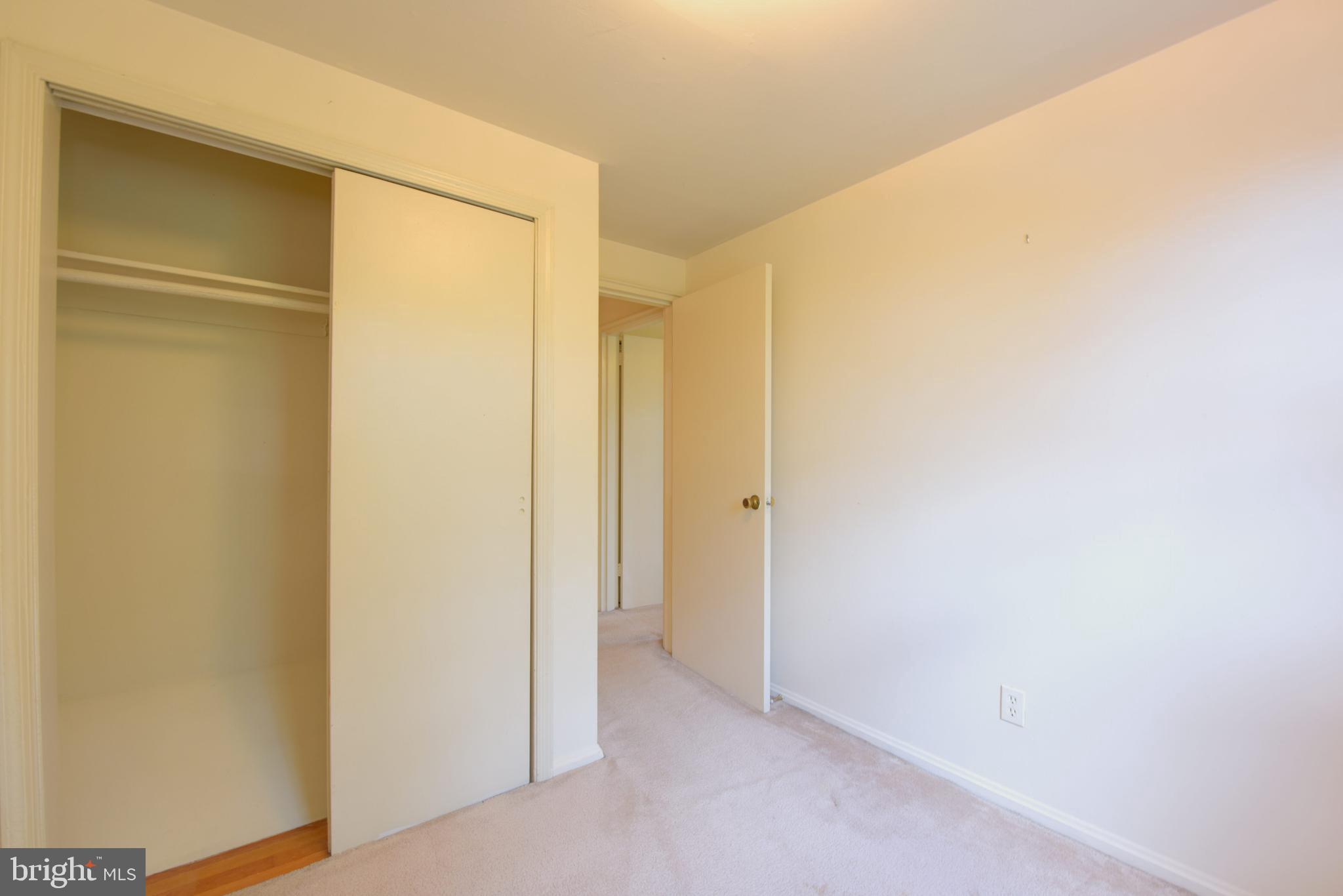 WARWICK VILLAGE - Residential