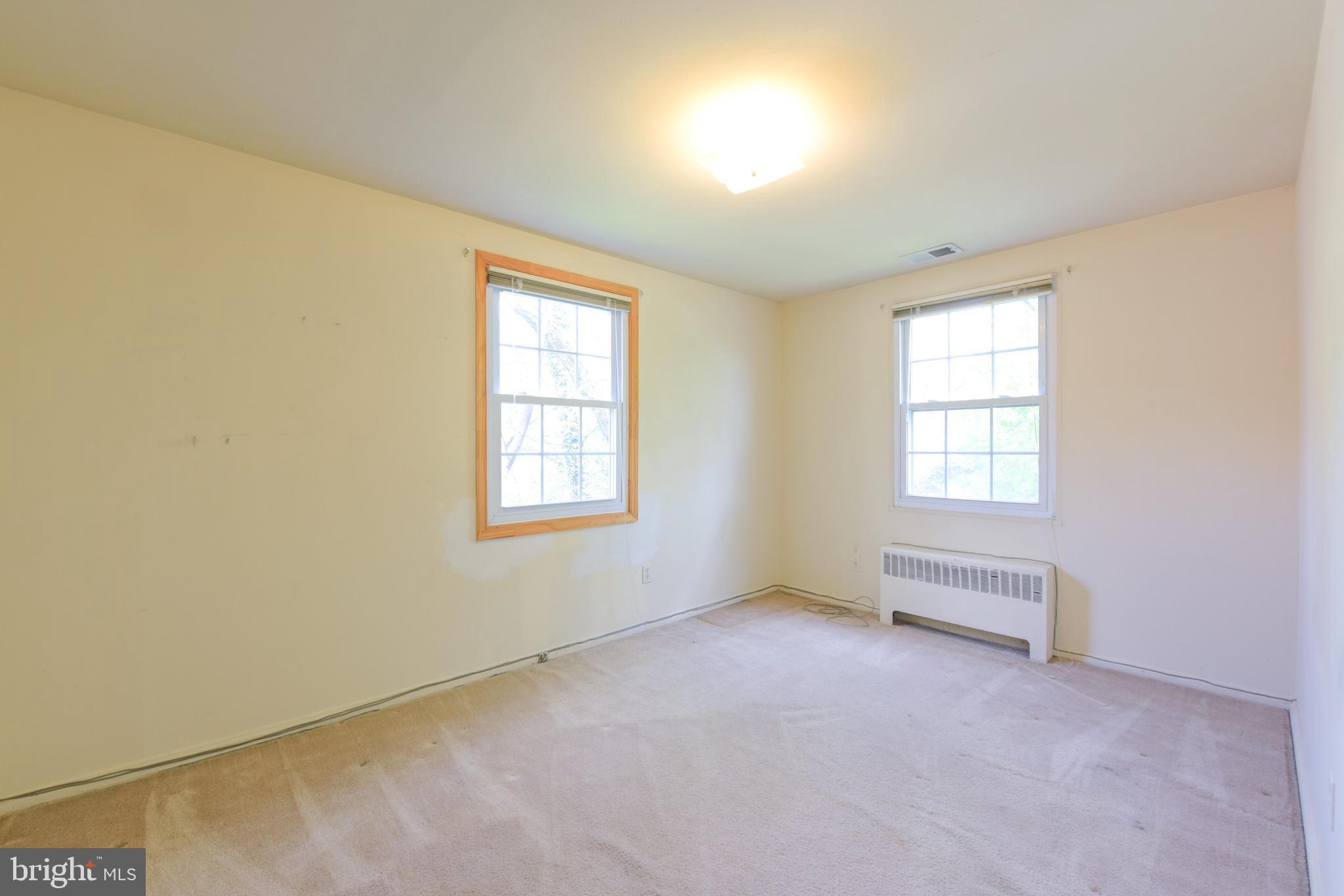 WARWICK VILLAGE - Residential