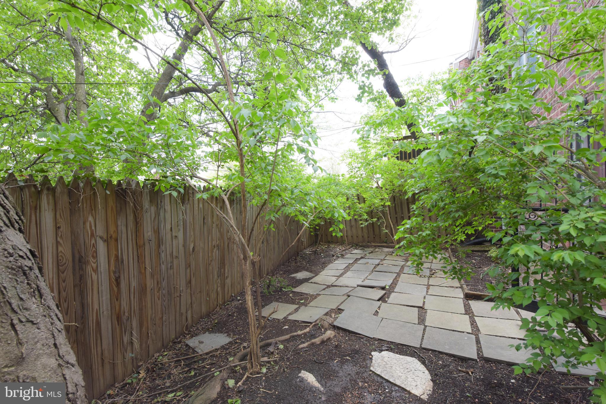 WARWICK VILLAGE - Residential