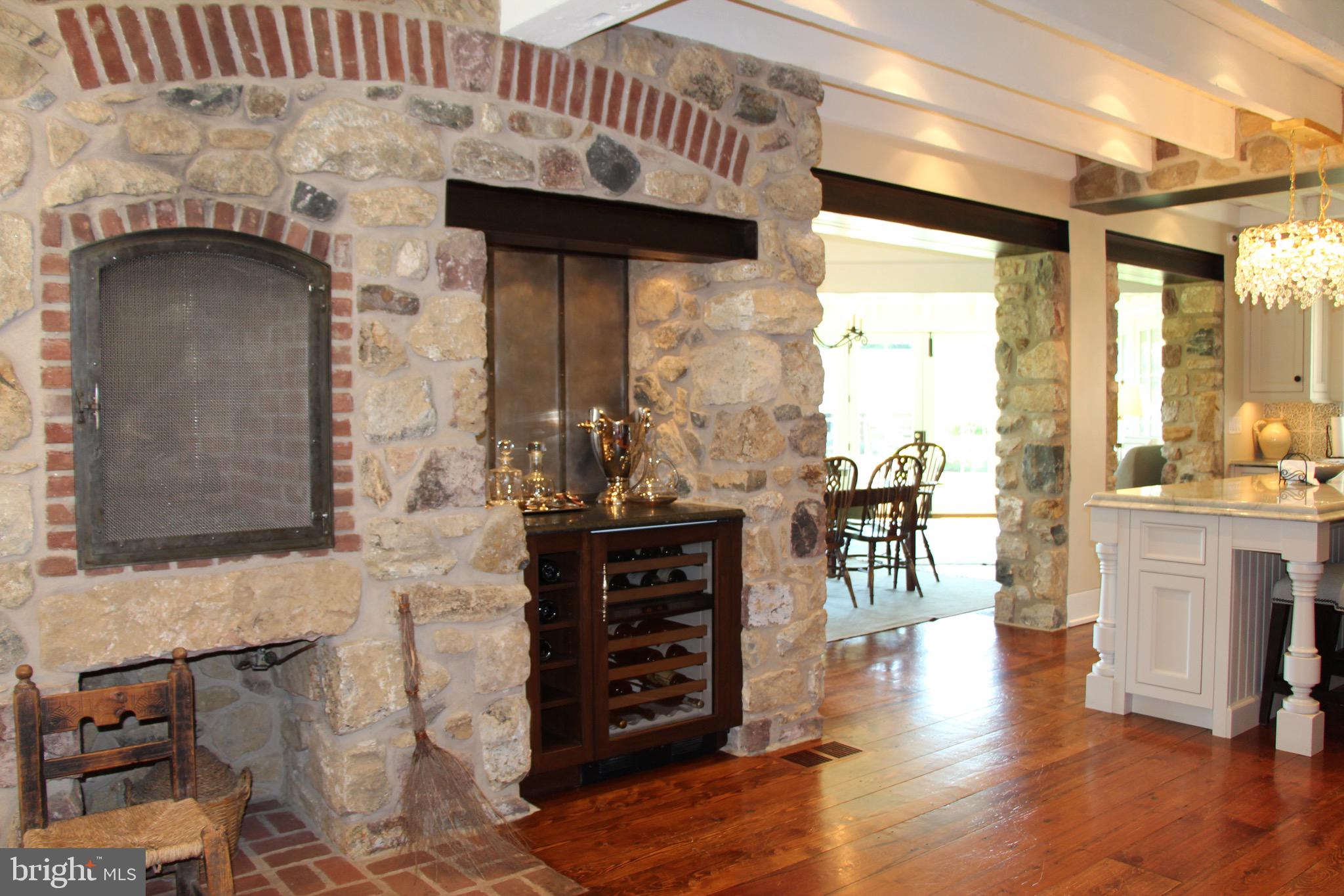 RADNOR HUNT - Residential