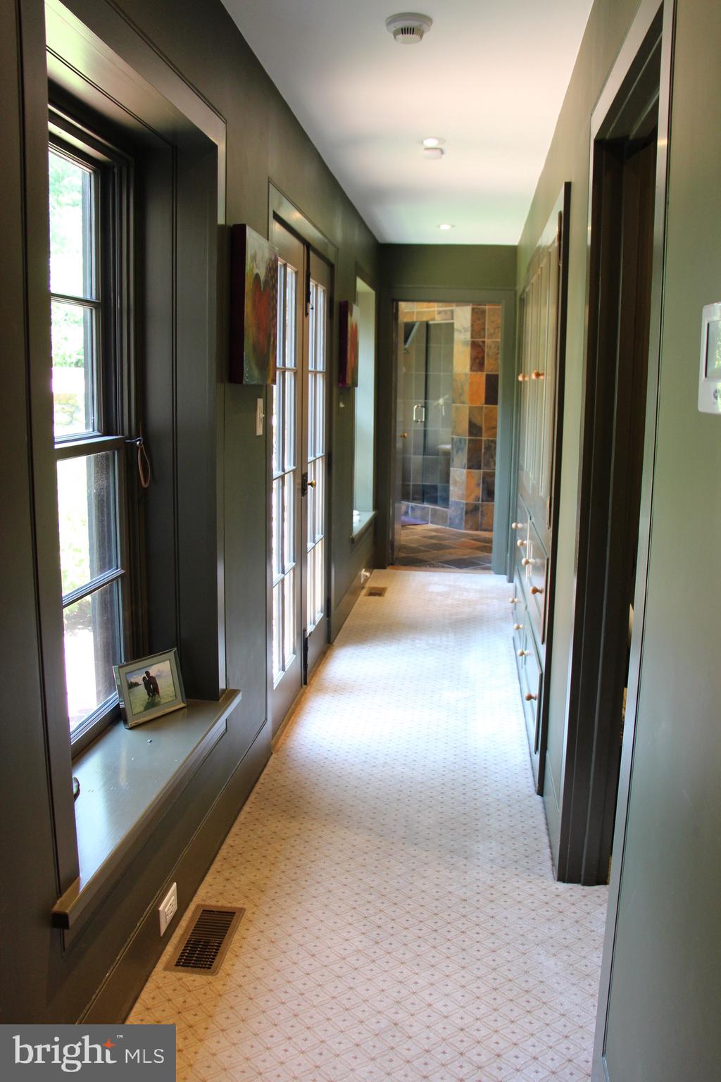 RADNOR HUNT - Residential
