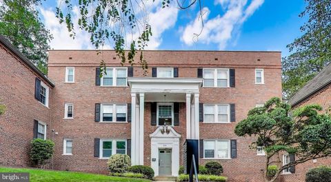 2126 SUITLAND TERRACE SE 101 WASHINGTON DC 20020