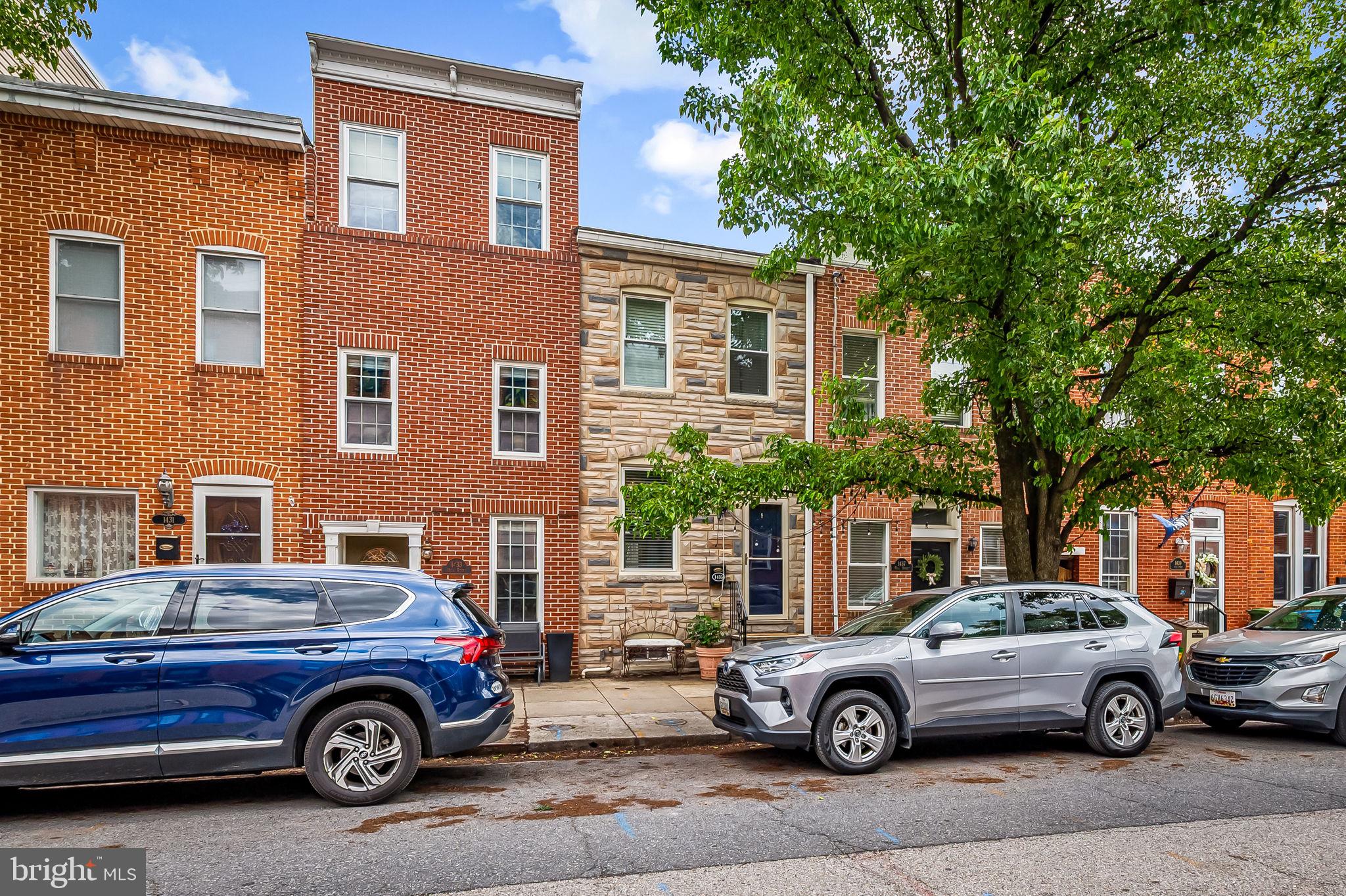 LOCUST POINT - Residential