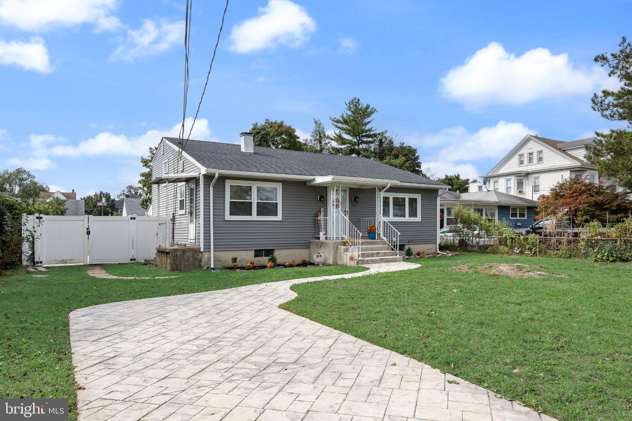 416 RIVER DRIVE