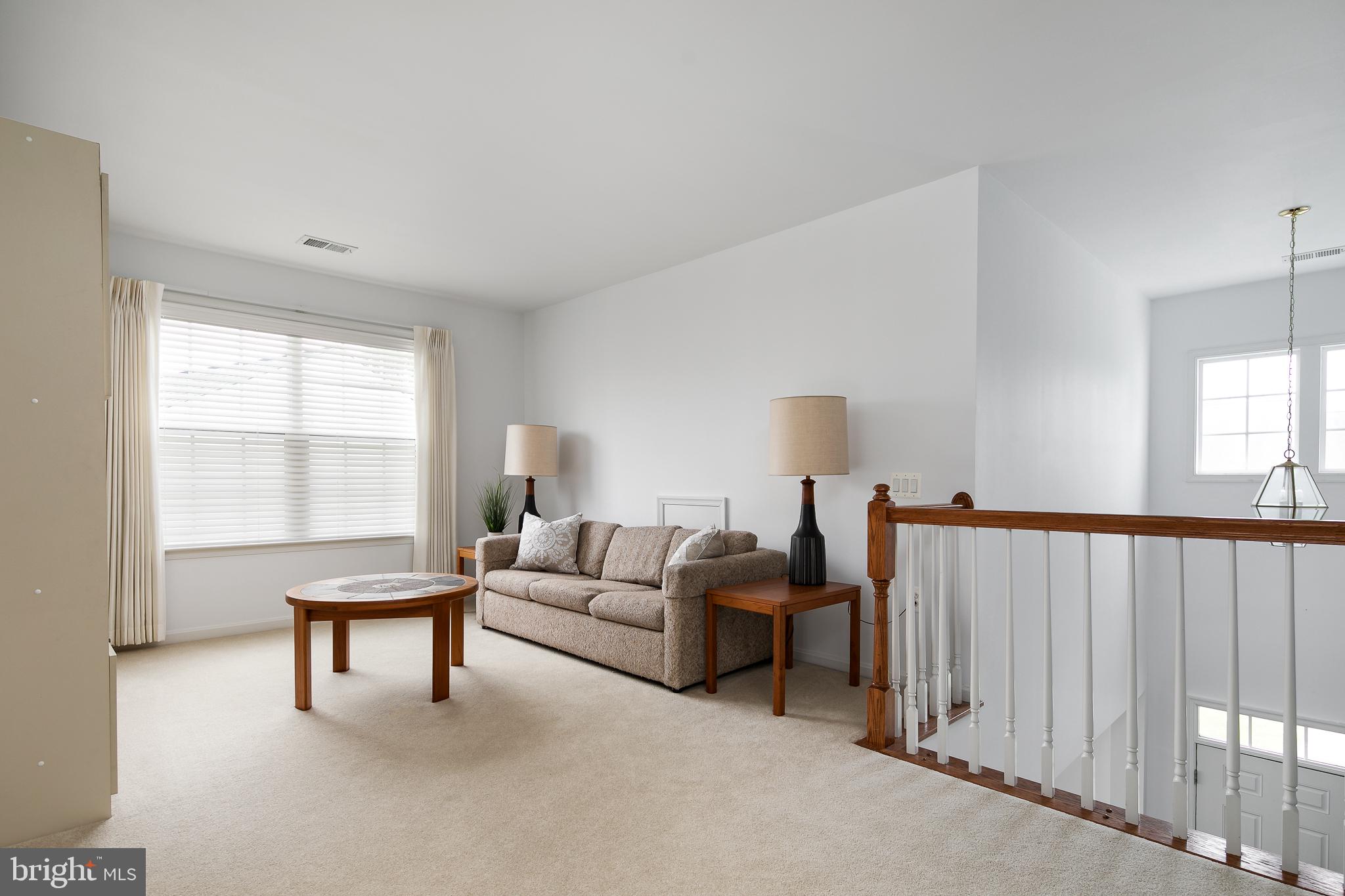 DUNBARTON - Residential