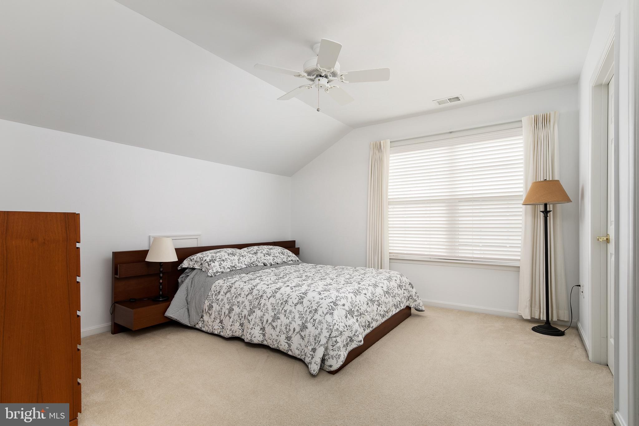 DUNBARTON - Residential