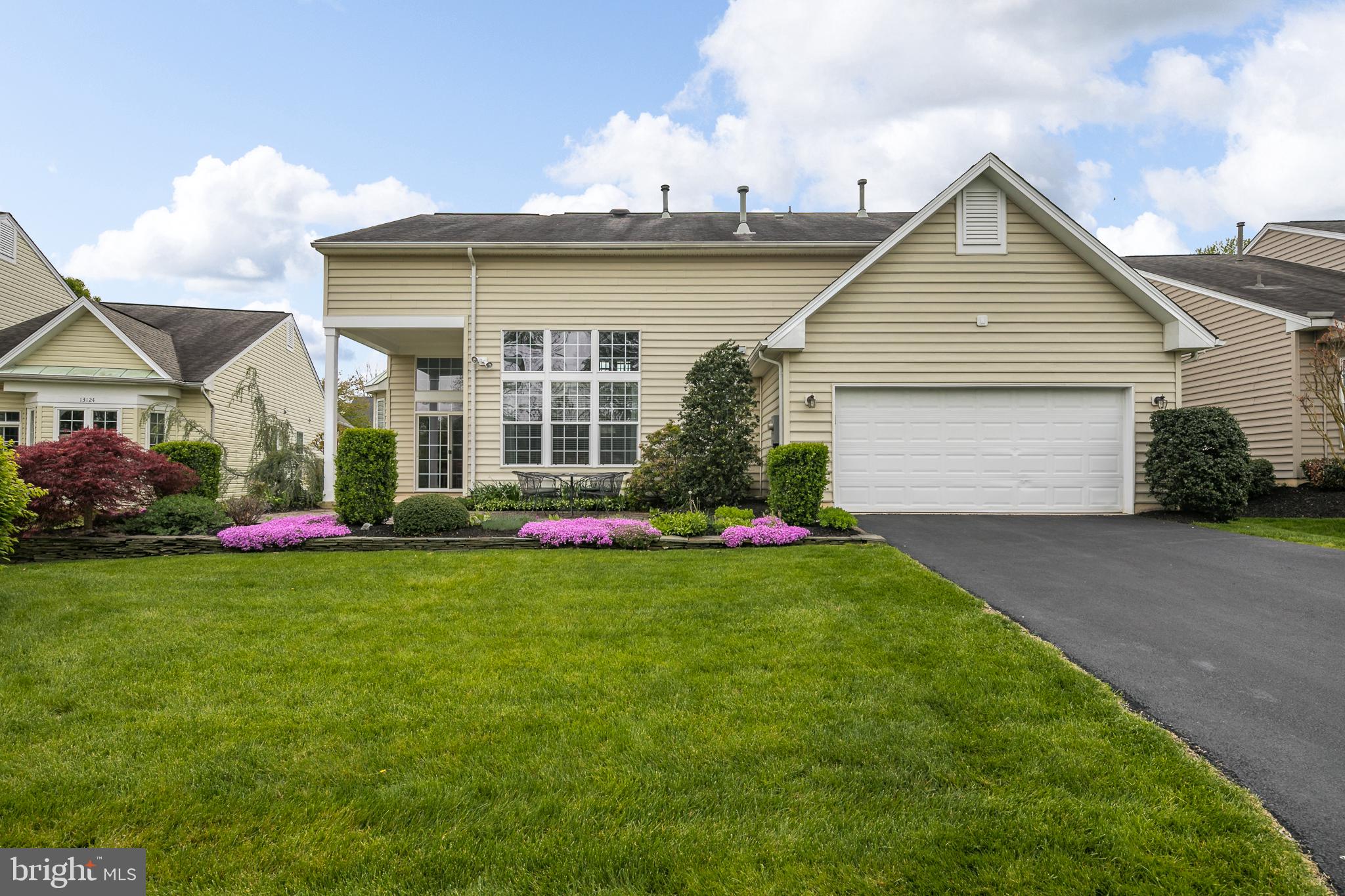 DUNBARTON - Residential