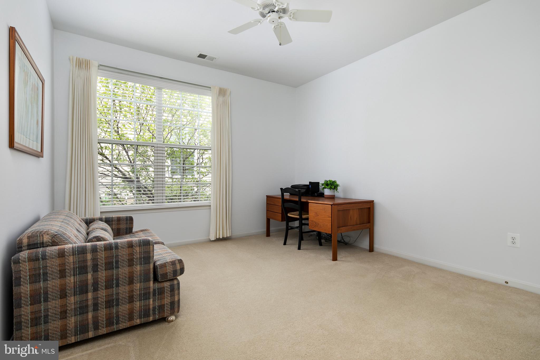 DUNBARTON - Residential