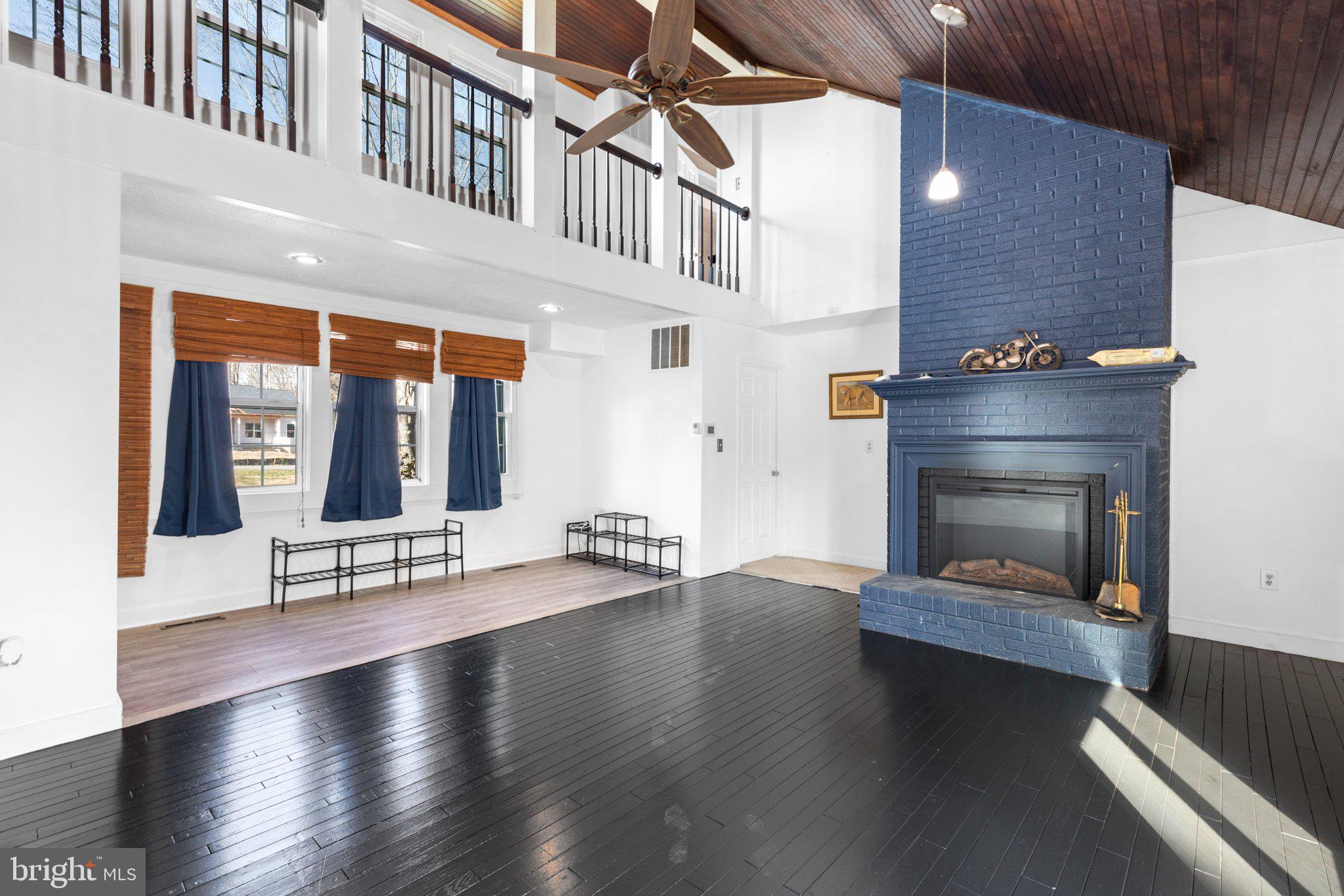 LAKE ACRES - Residential