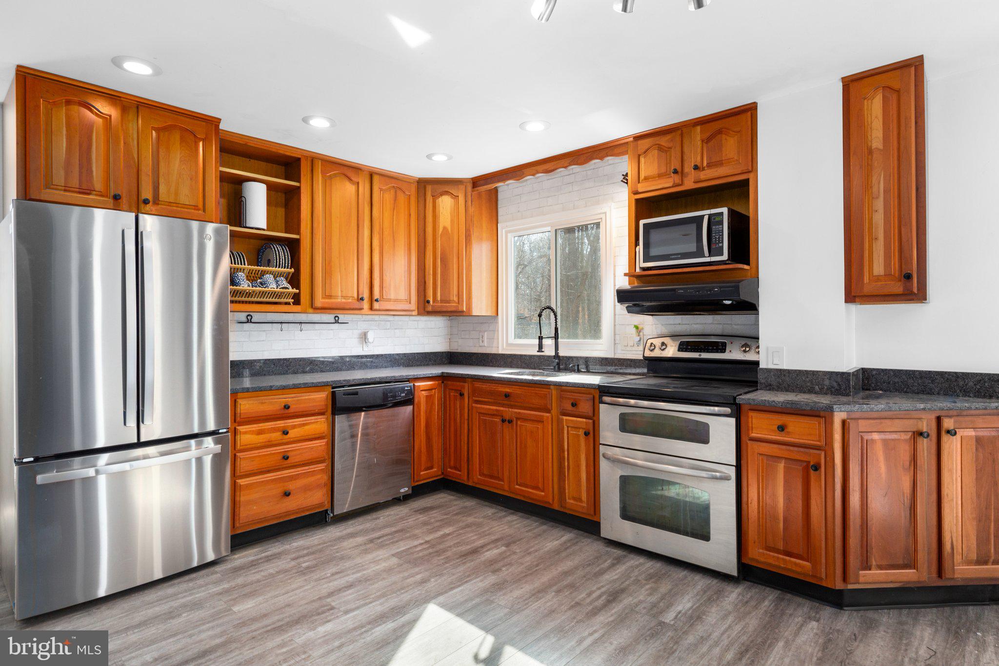 LAKE ACRES - Residential