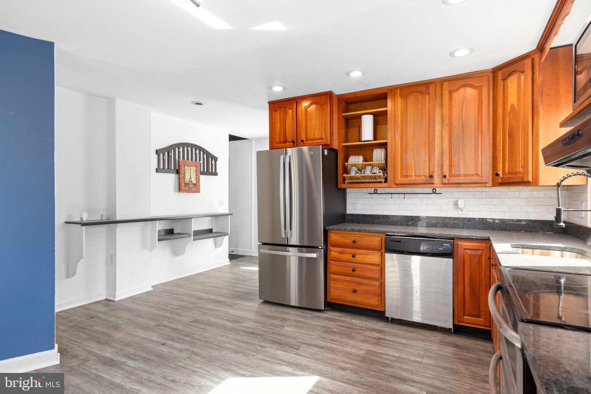 LAKE ACRES - Residential