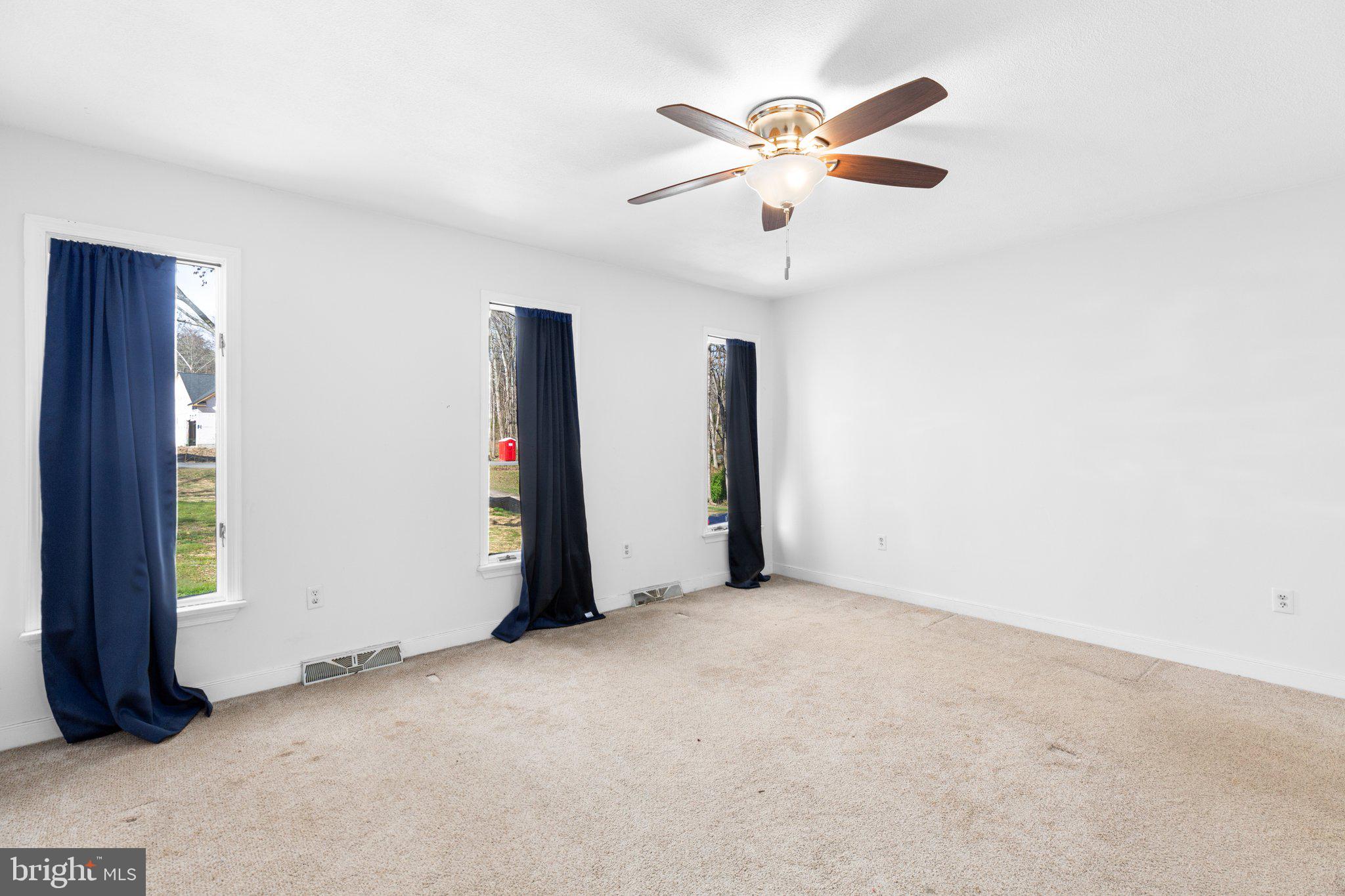 LAKE ACRES - Residential