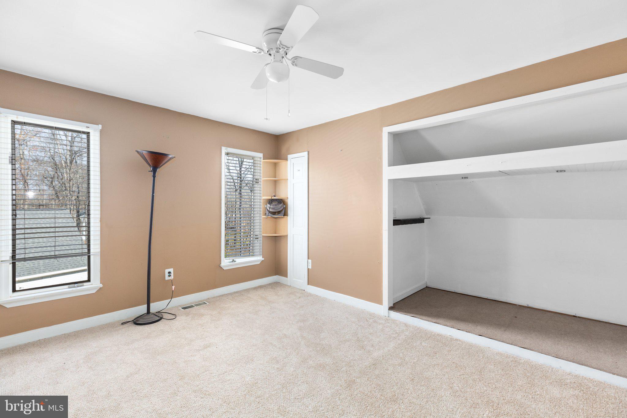 LAKE ACRES - Residential