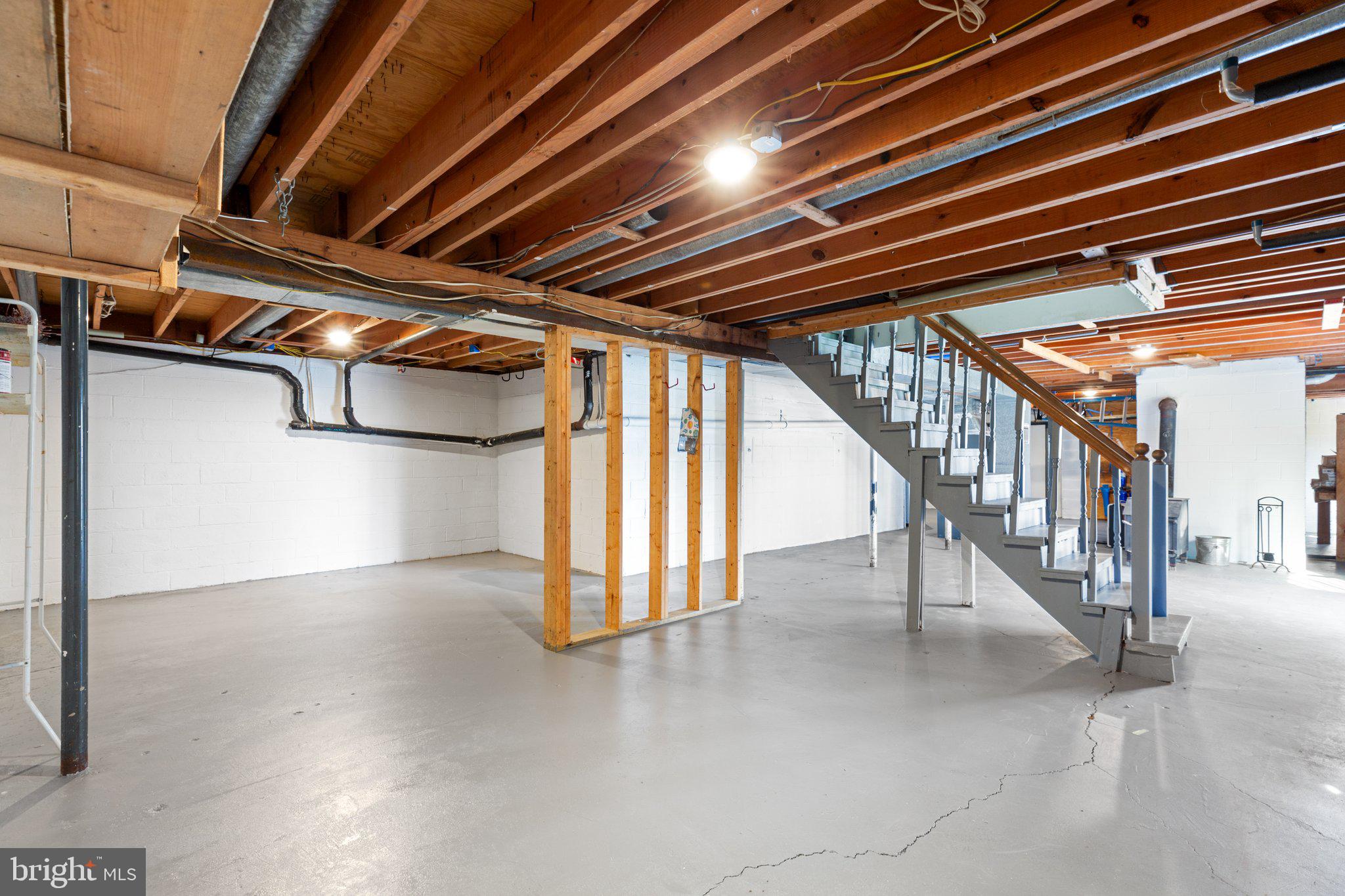 LAKE ACRES - Residential