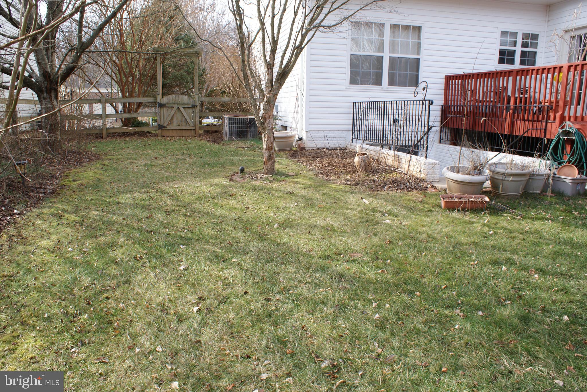 SENECA VIEW ESTATES - Residential Lease