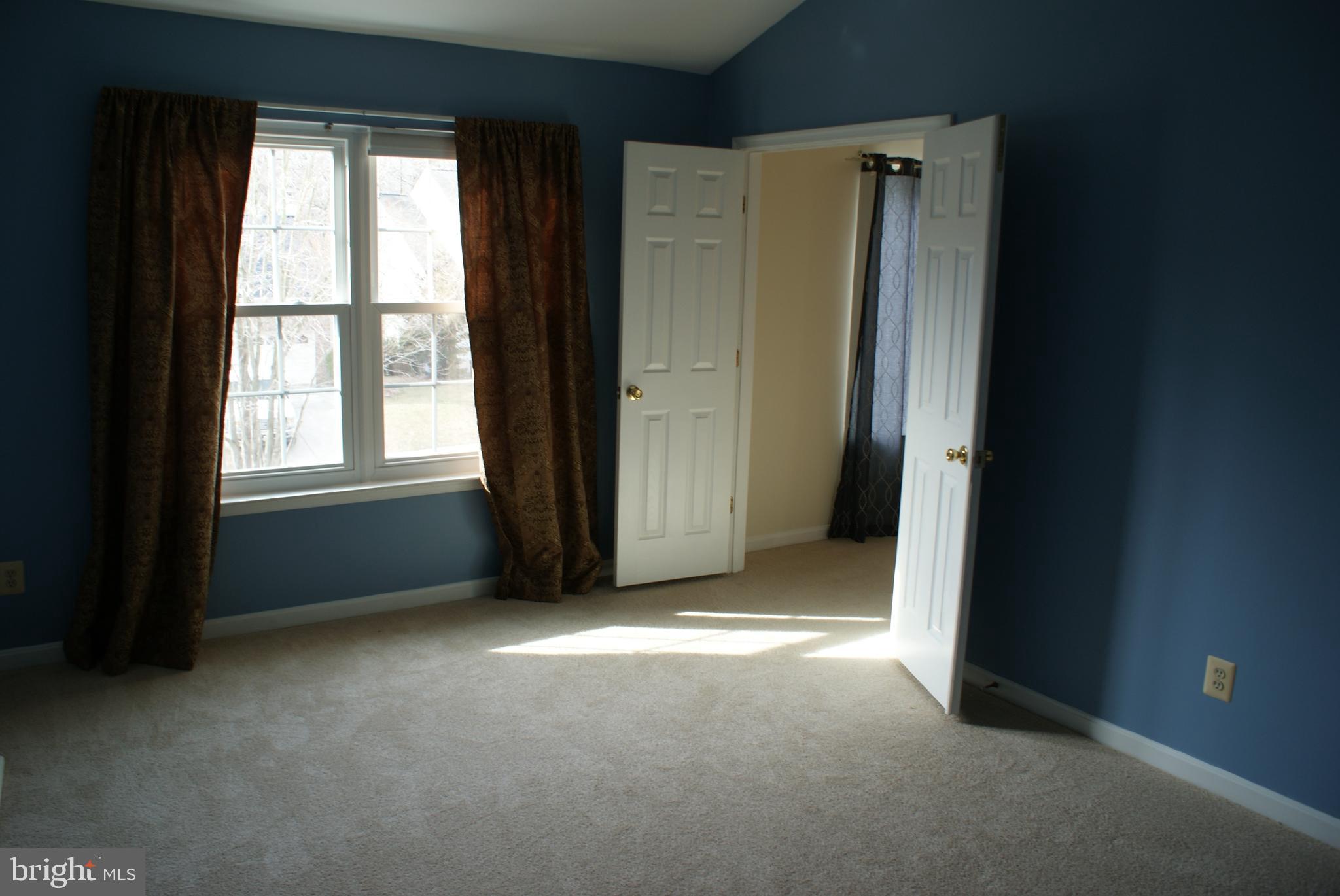 SENECA VIEW ESTATES - Residential Lease