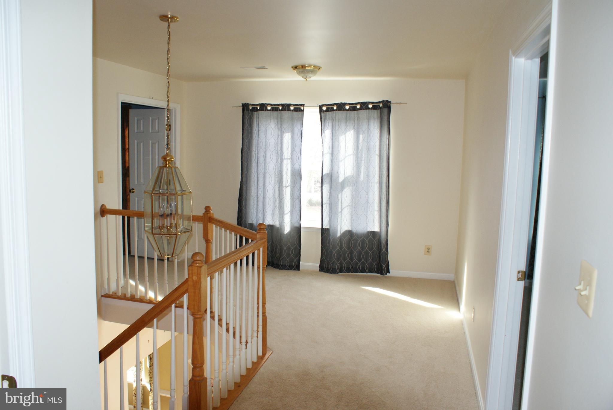 SENECA VIEW ESTATES - Residential Lease