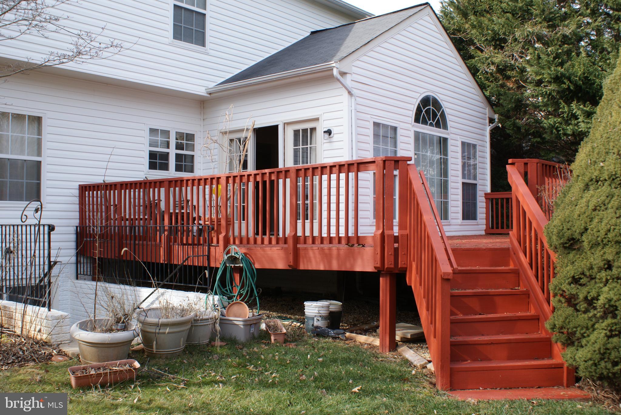 SENECA VIEW ESTATES - Residential Lease