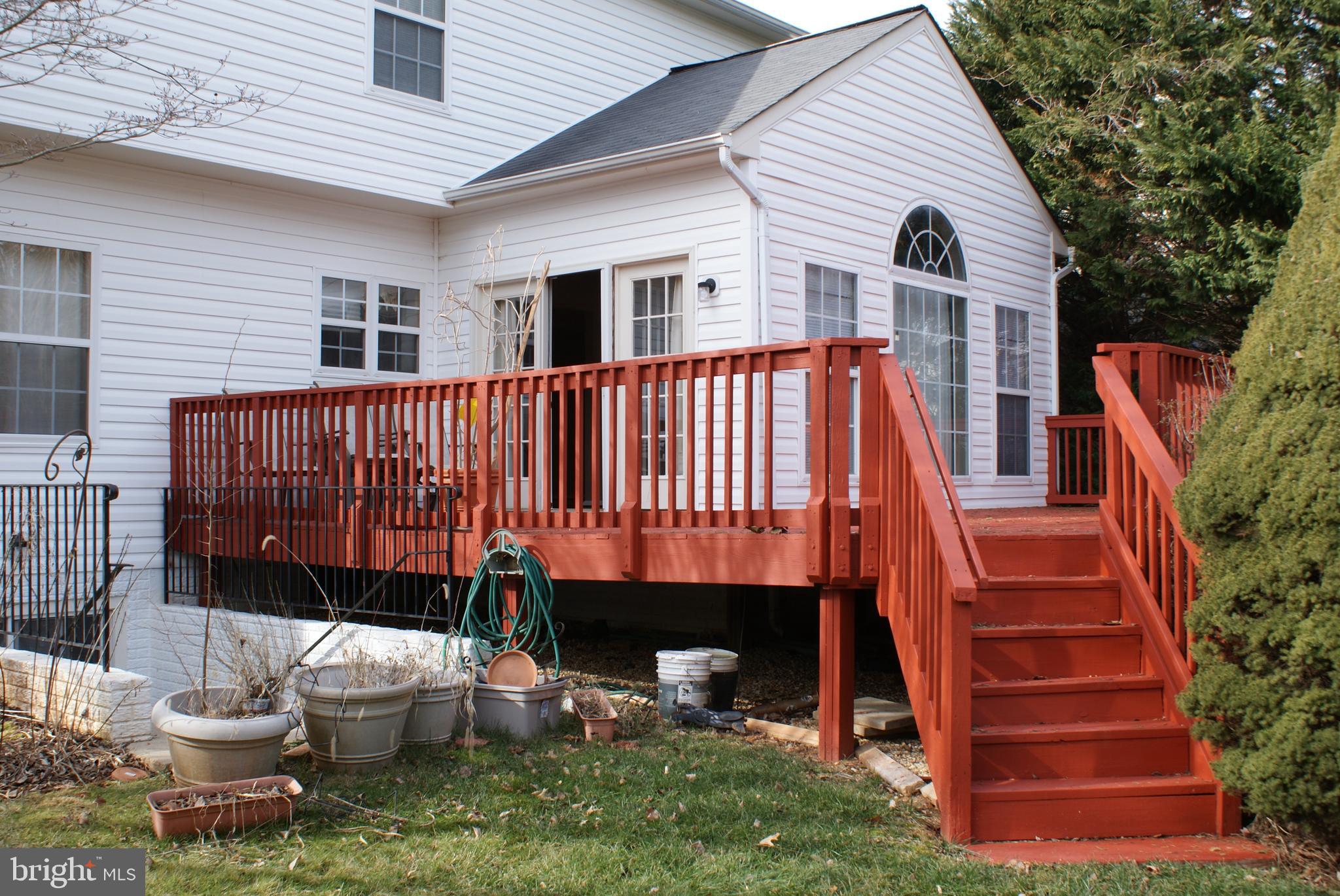 SENECA VIEW ESTATES - Residential Lease