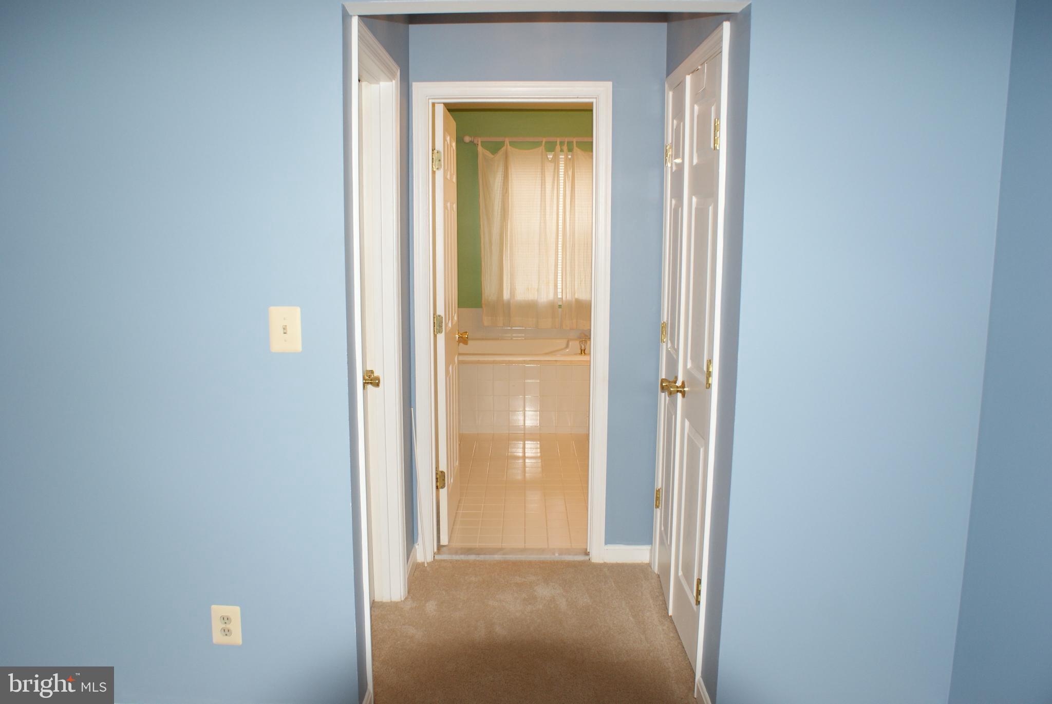 SENECA VIEW ESTATES - Residential Lease