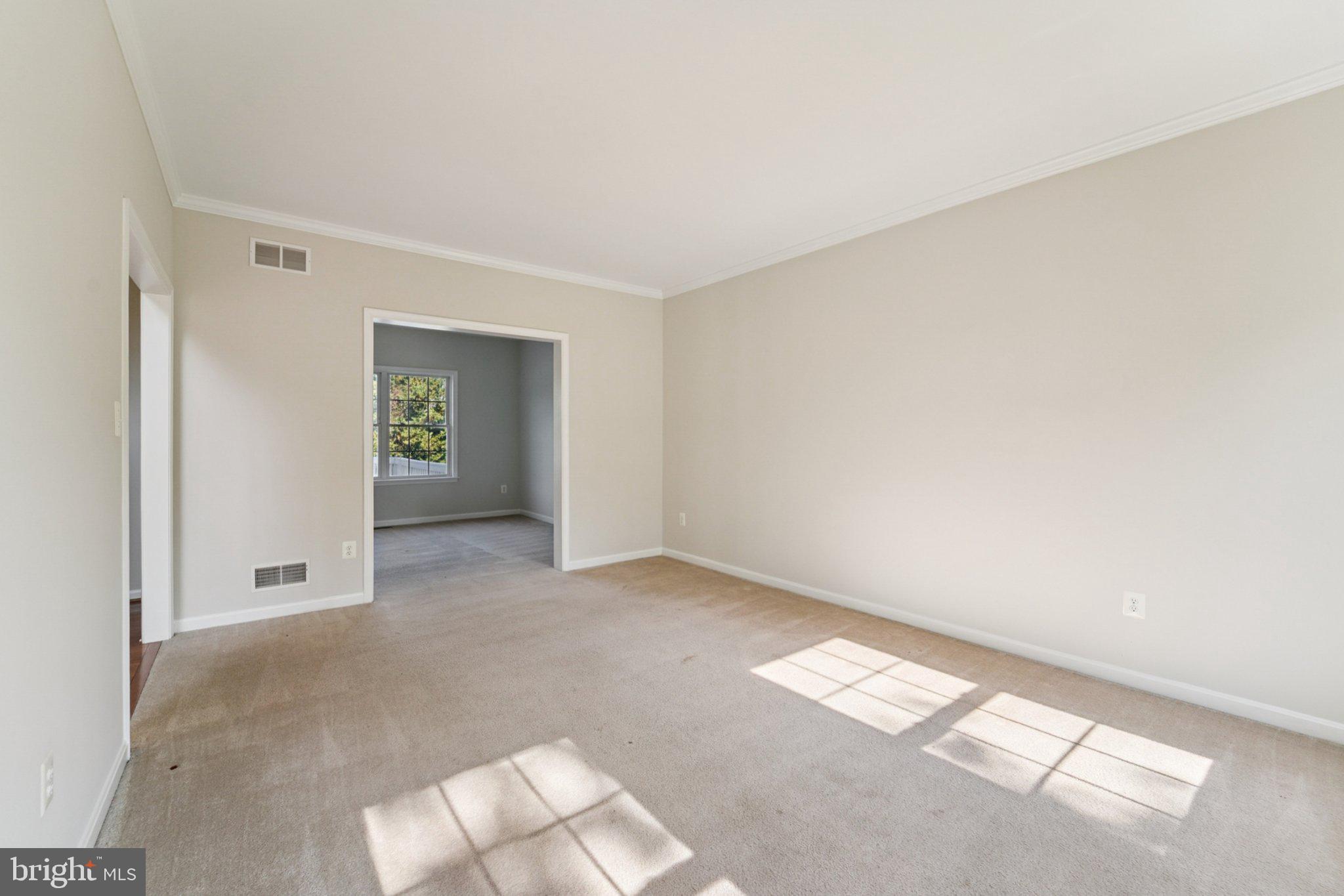 1308 SCOTCH HEATHER AVENUE