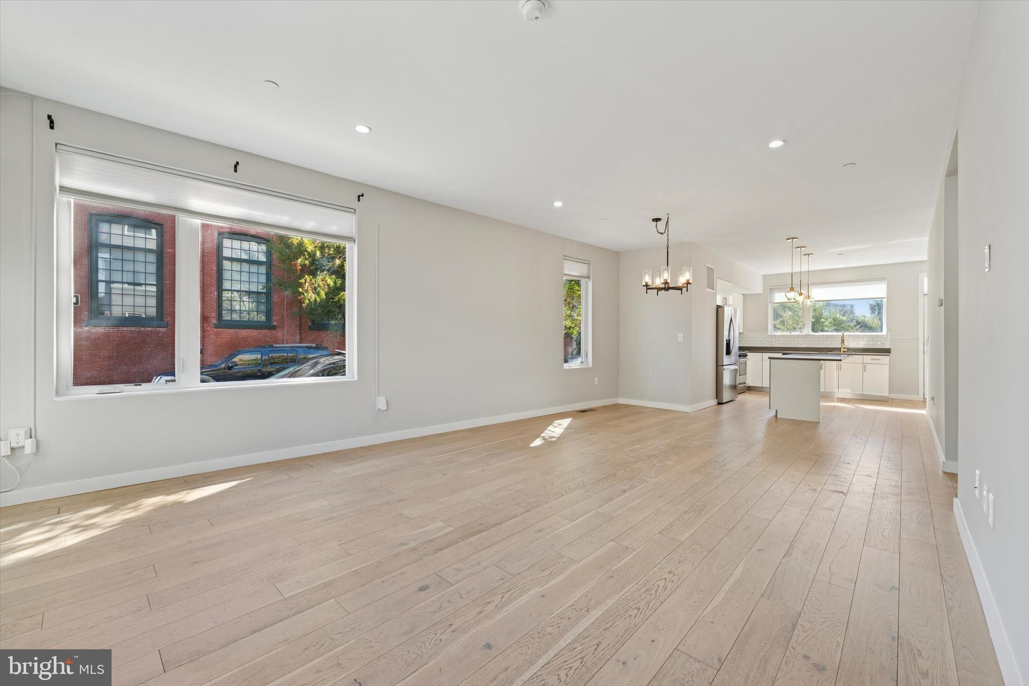 OLDE KENSINGTON - Residential Lease