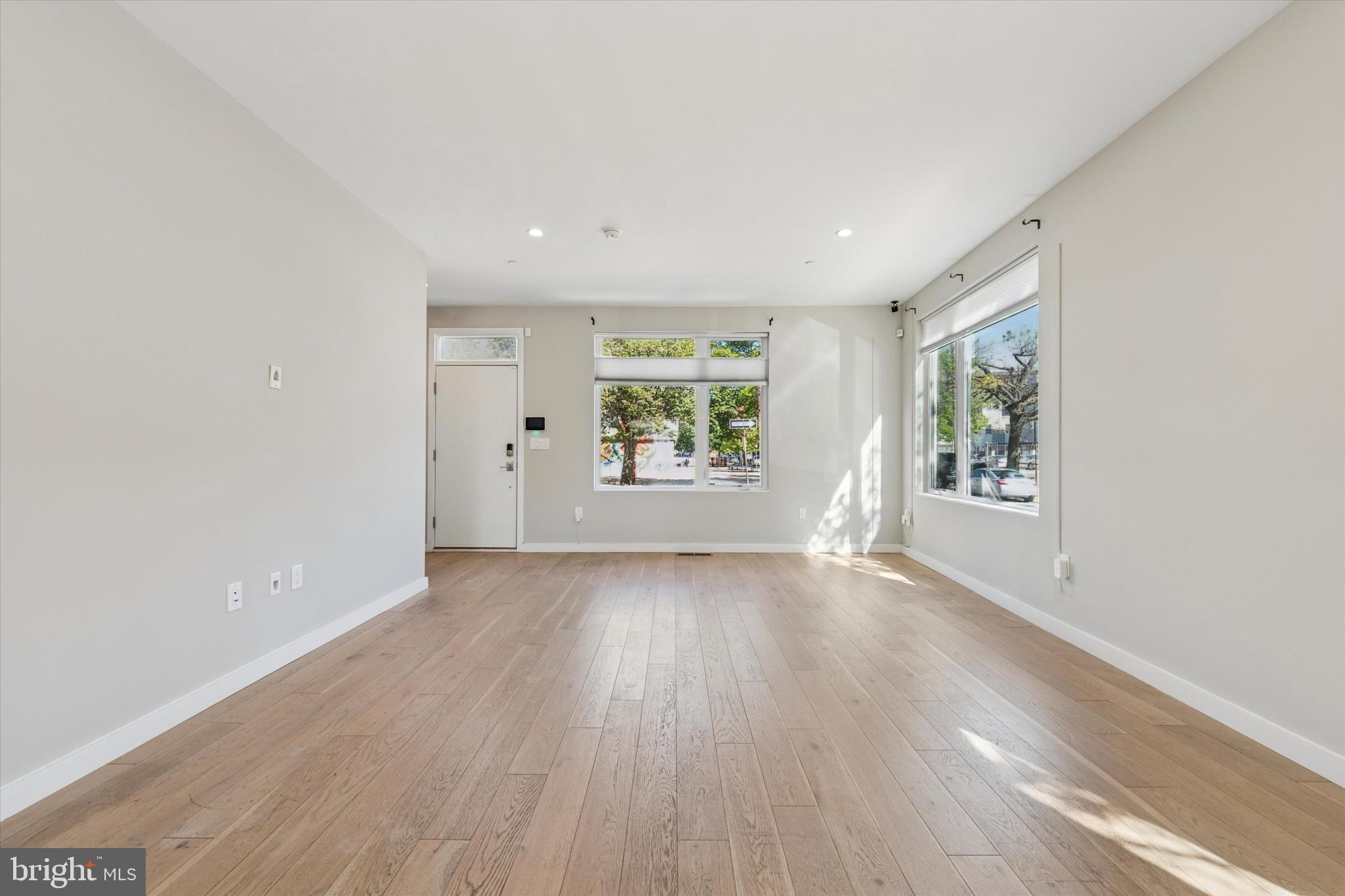 OLDE KENSINGTON - Residential Lease