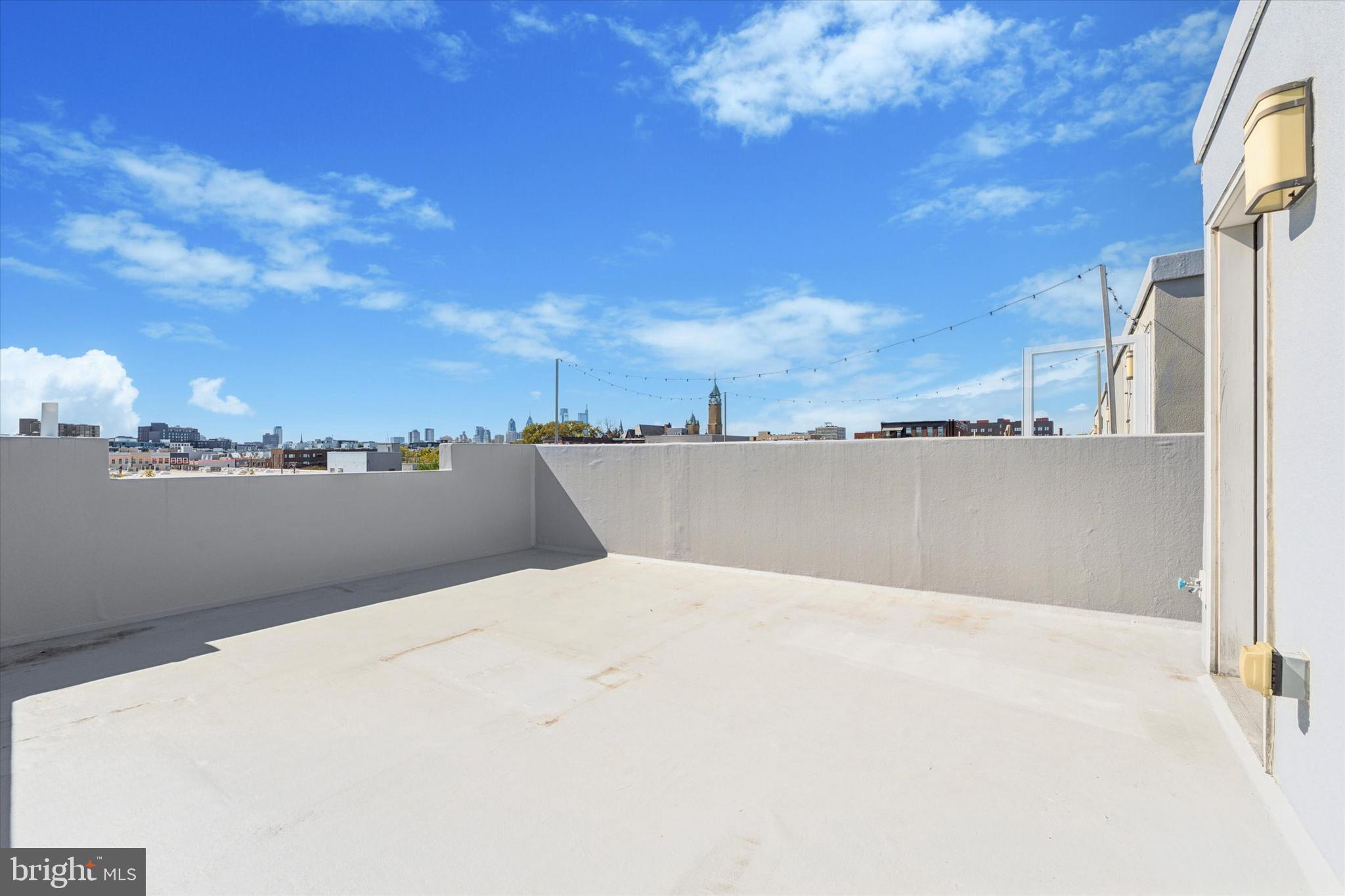 OLDE KENSINGTON - Residential Lease