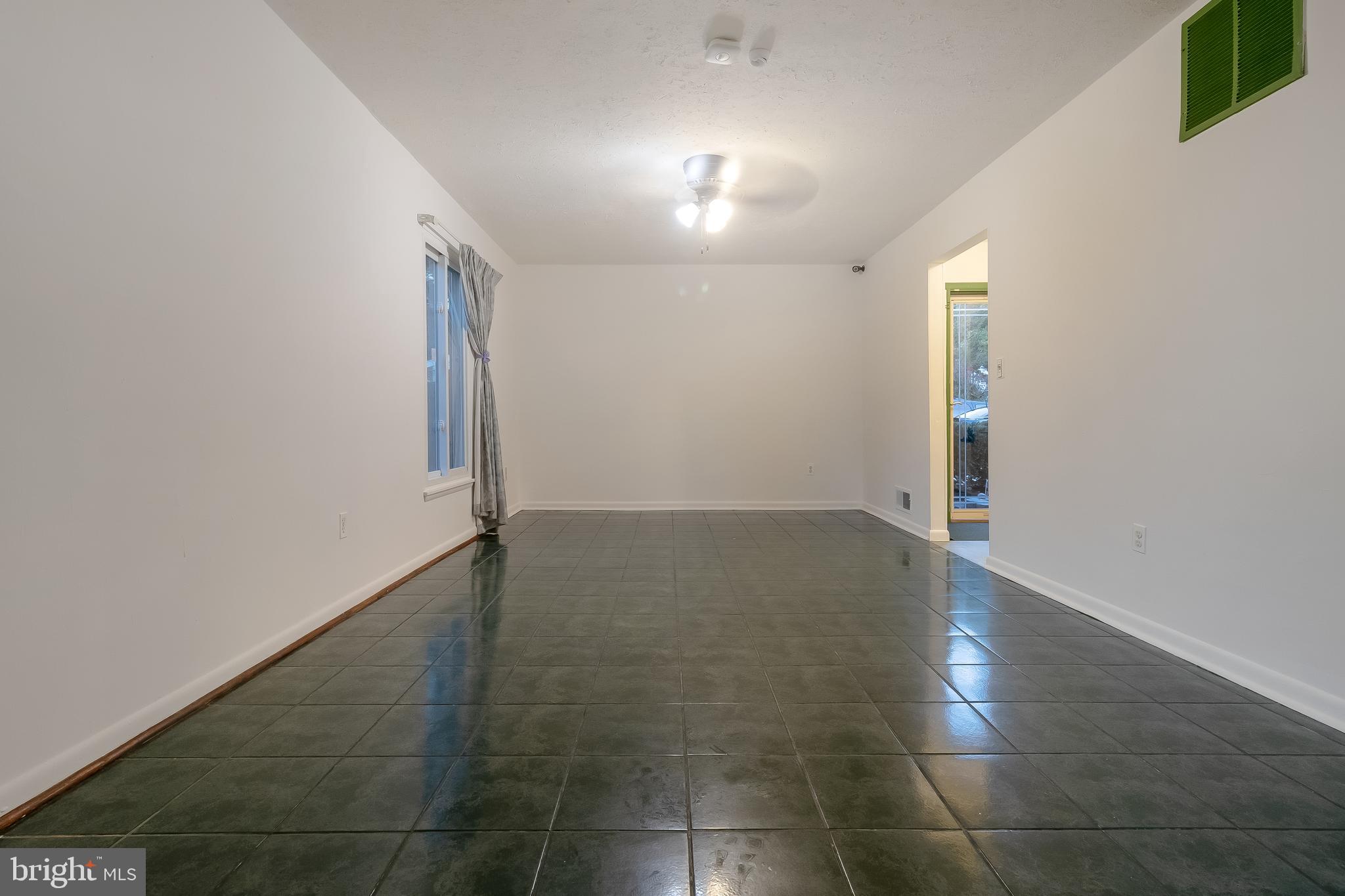 LAYTONIA - Residential