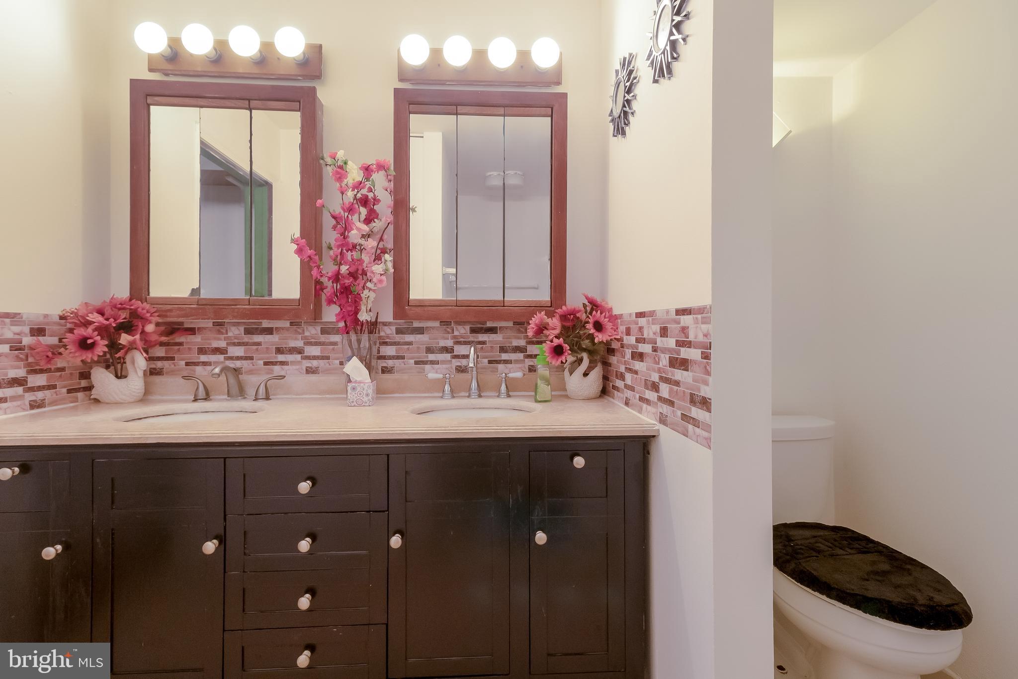 LAYTONIA - Residential