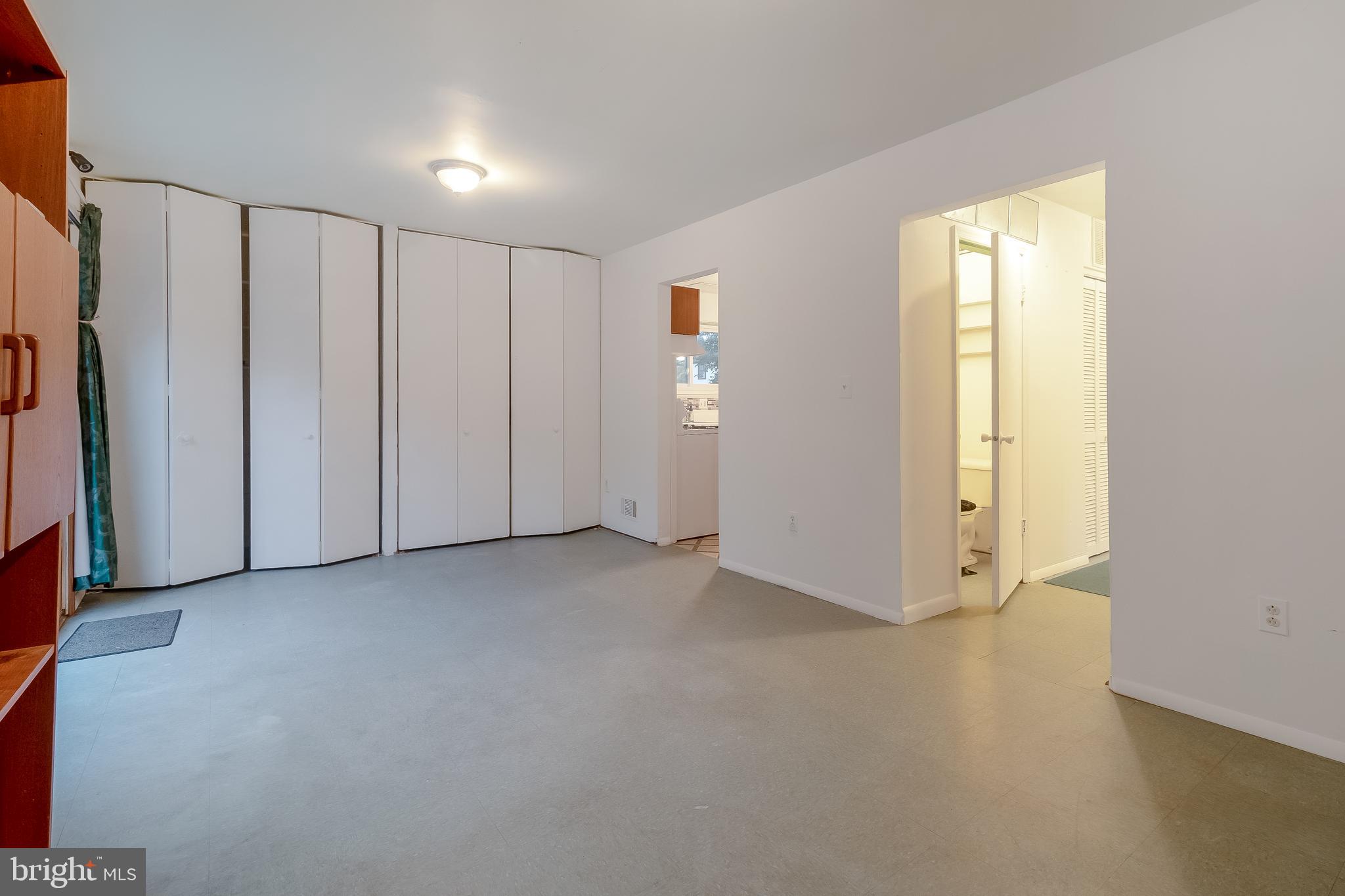 LAYTONIA - Residential