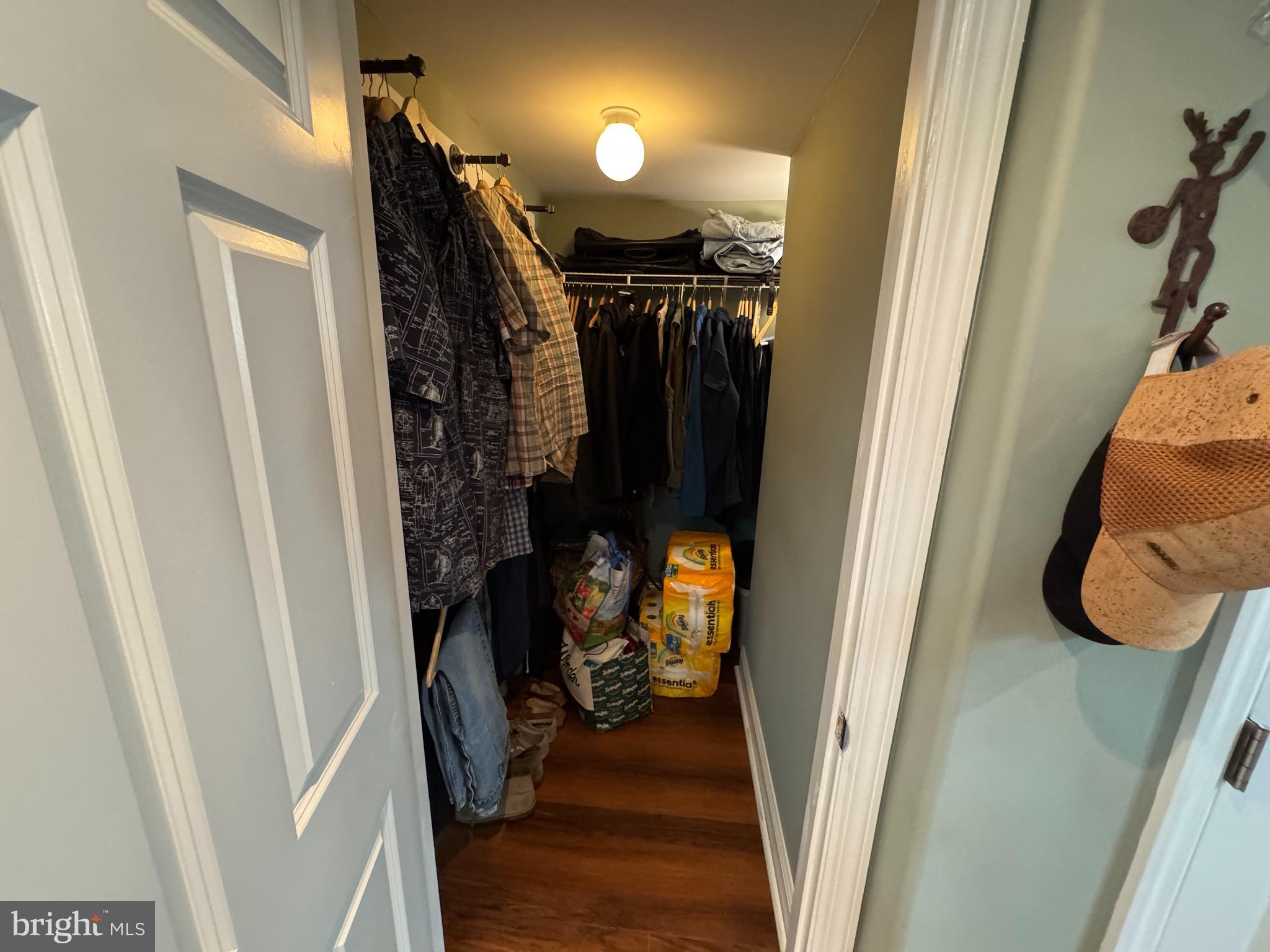 GULPH MILLS VIL - Residential