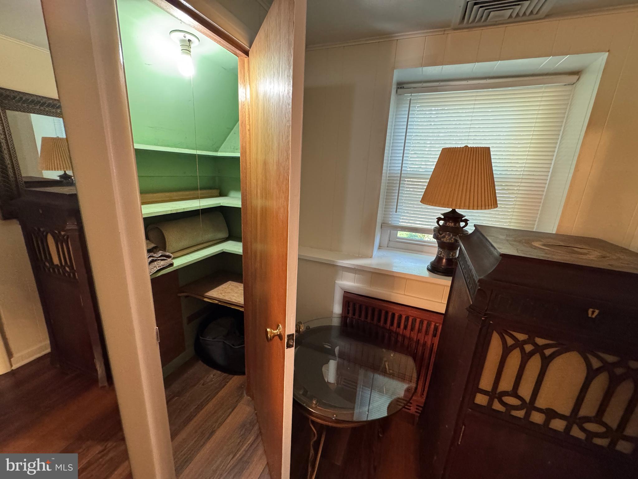 GULPH MILLS VIL - Residential