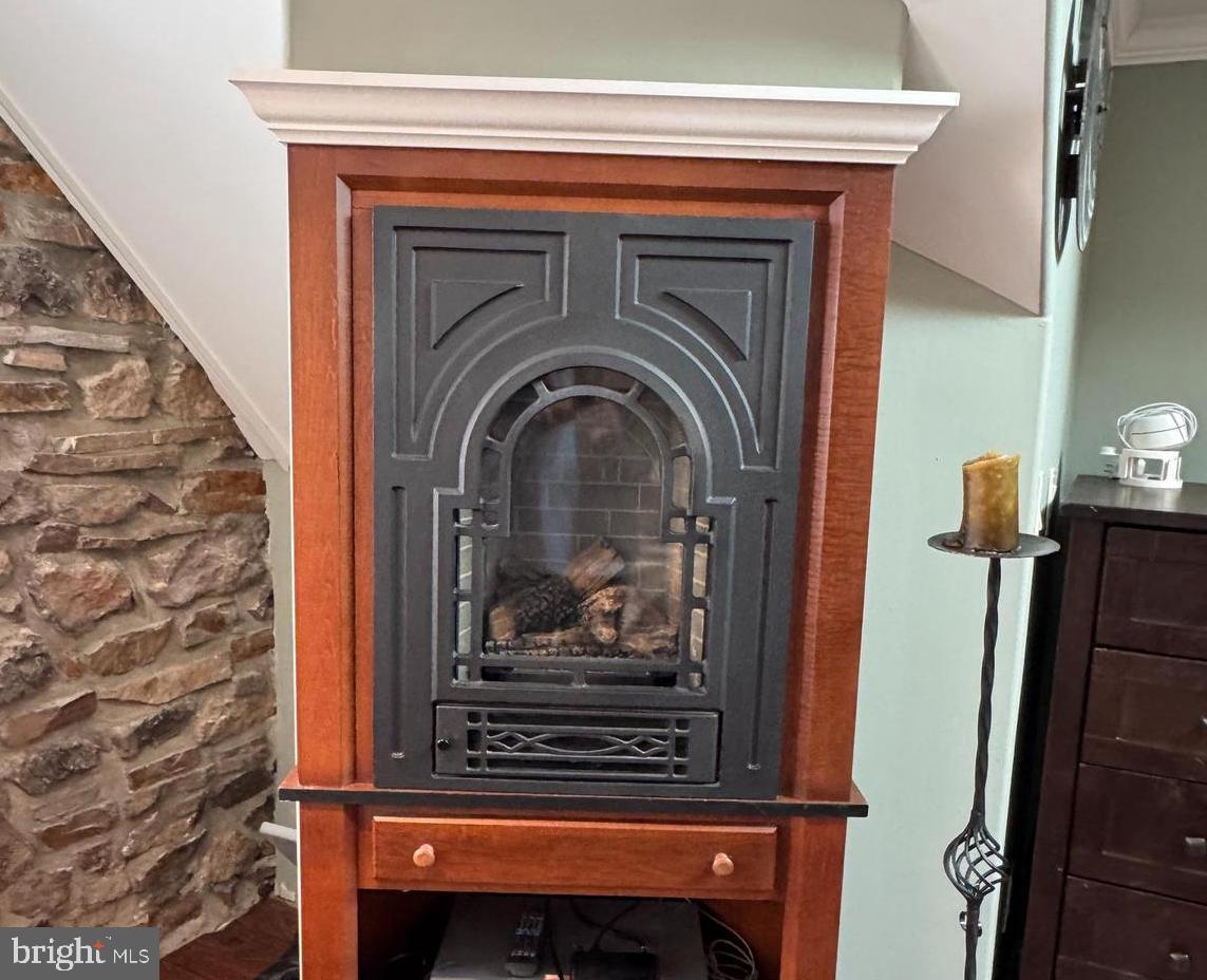 GULPH MILLS VIL - Residential