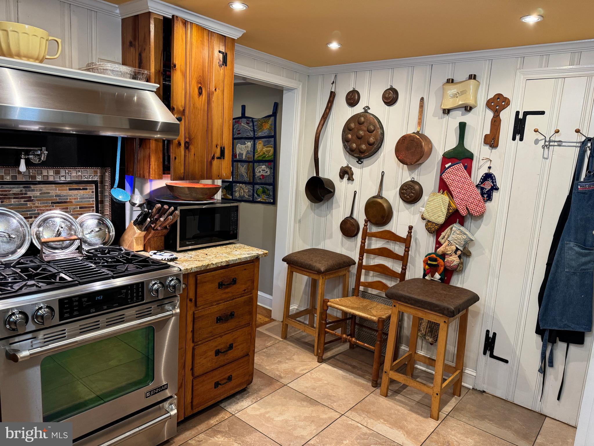 GULPH MILLS VIL - Residential