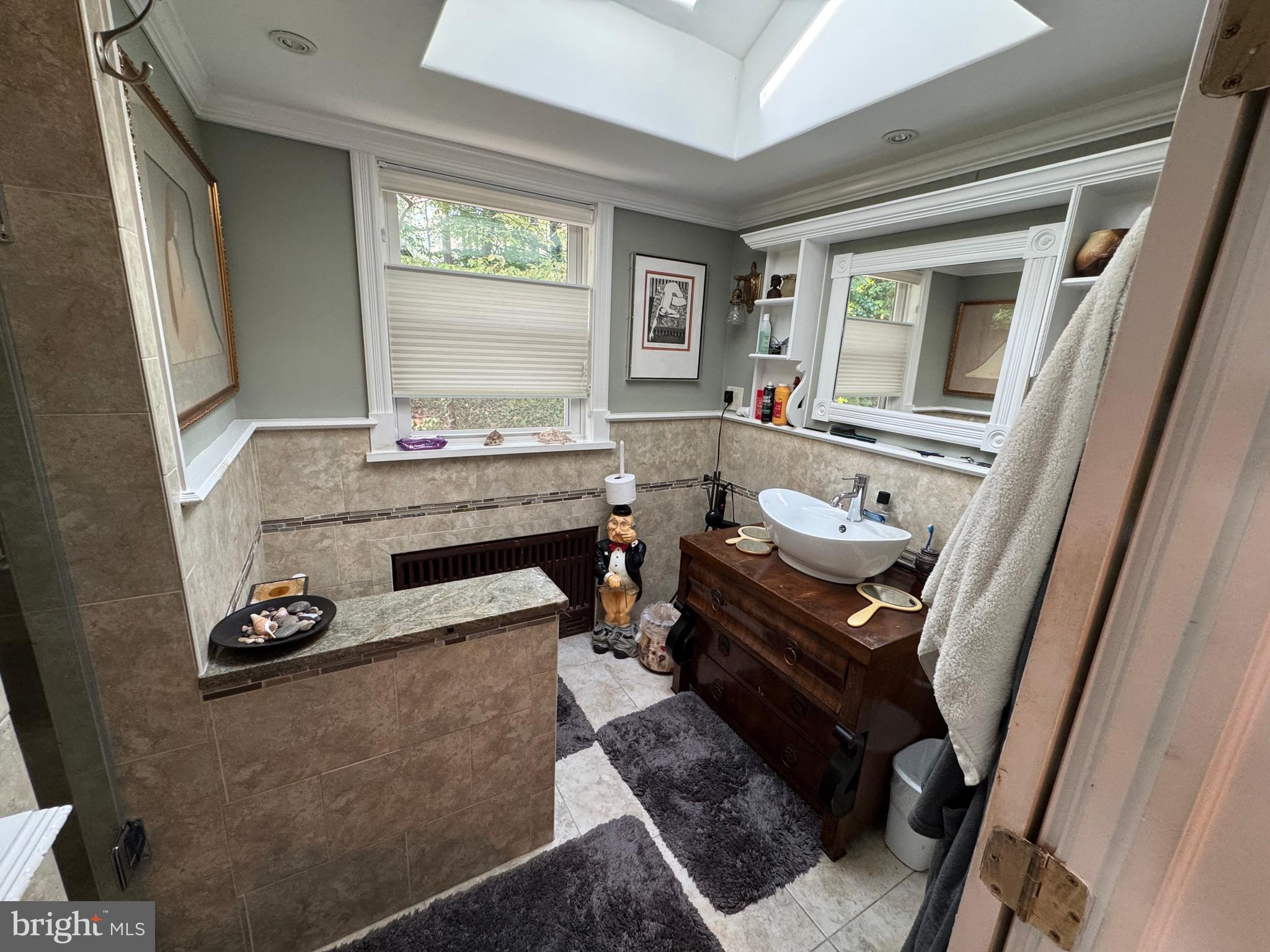 GULPH MILLS VIL - Residential