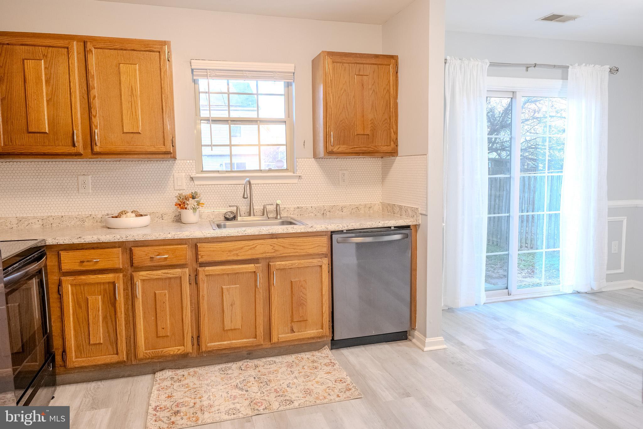 RIVERSIDE RUN - Residential