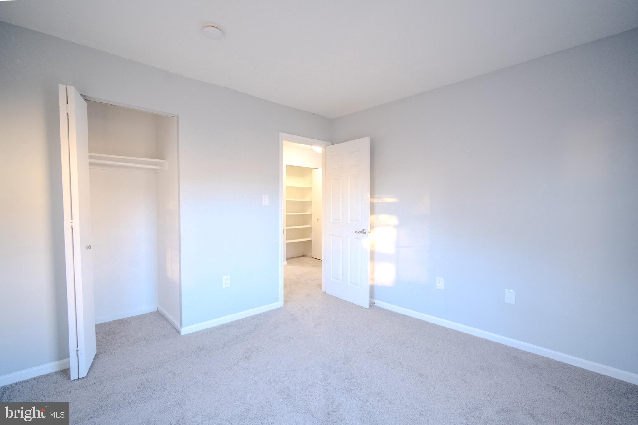 RIVERSIDE RUN - Residential