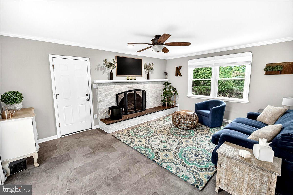 GOSHEN HUNT HILLS - Residential