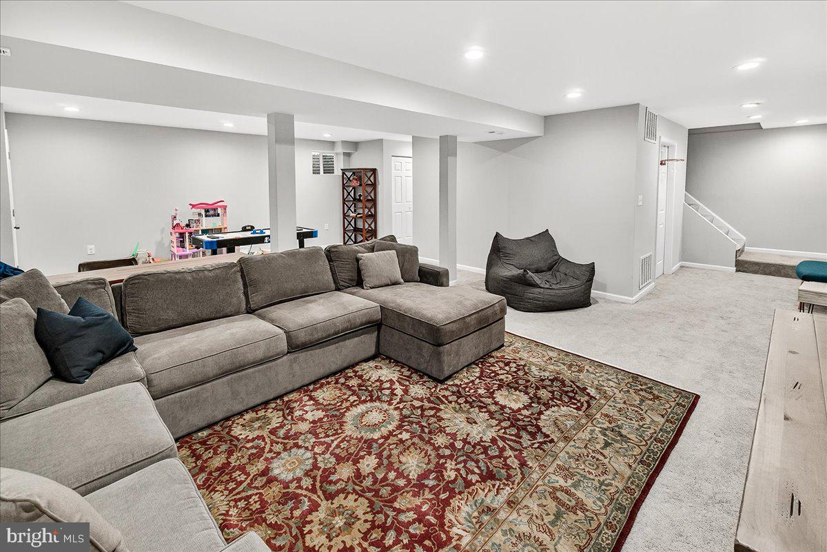 GOSHEN HUNT HILLS - Residential