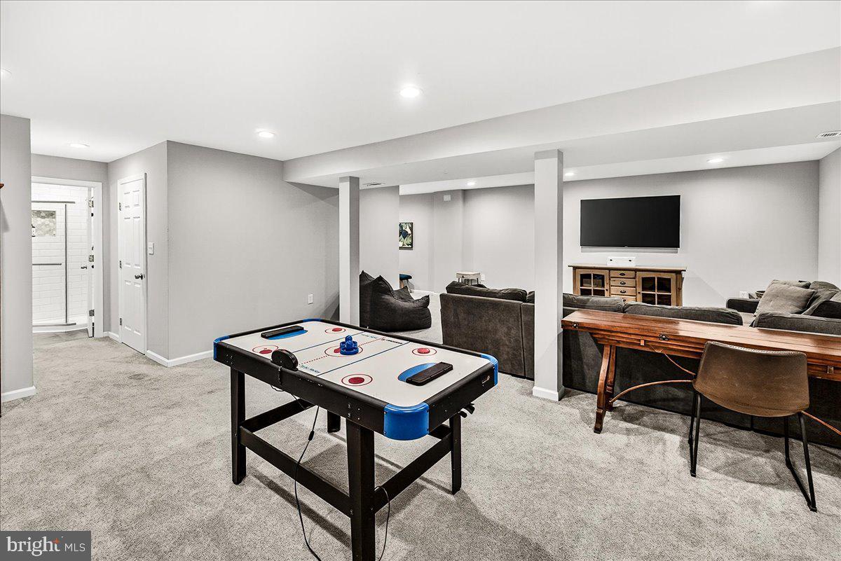 GOSHEN HUNT HILLS - Residential