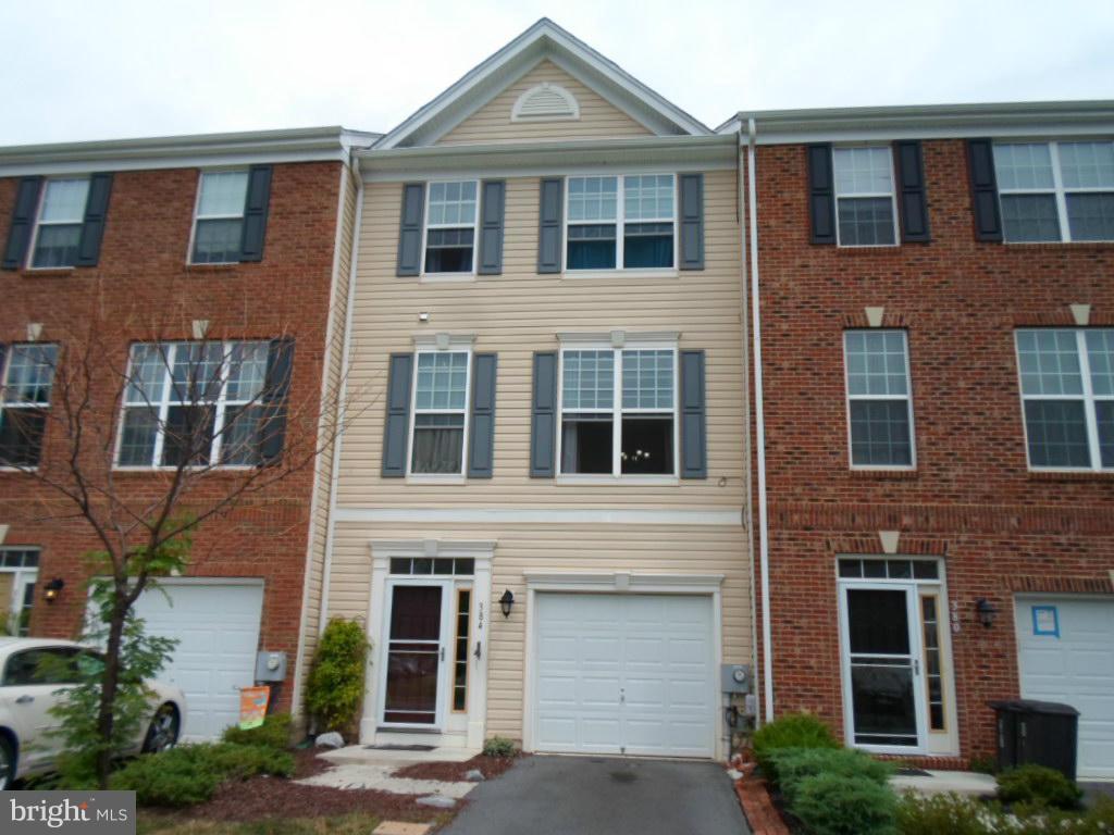 COLONIAL HILLS - Residential Lease