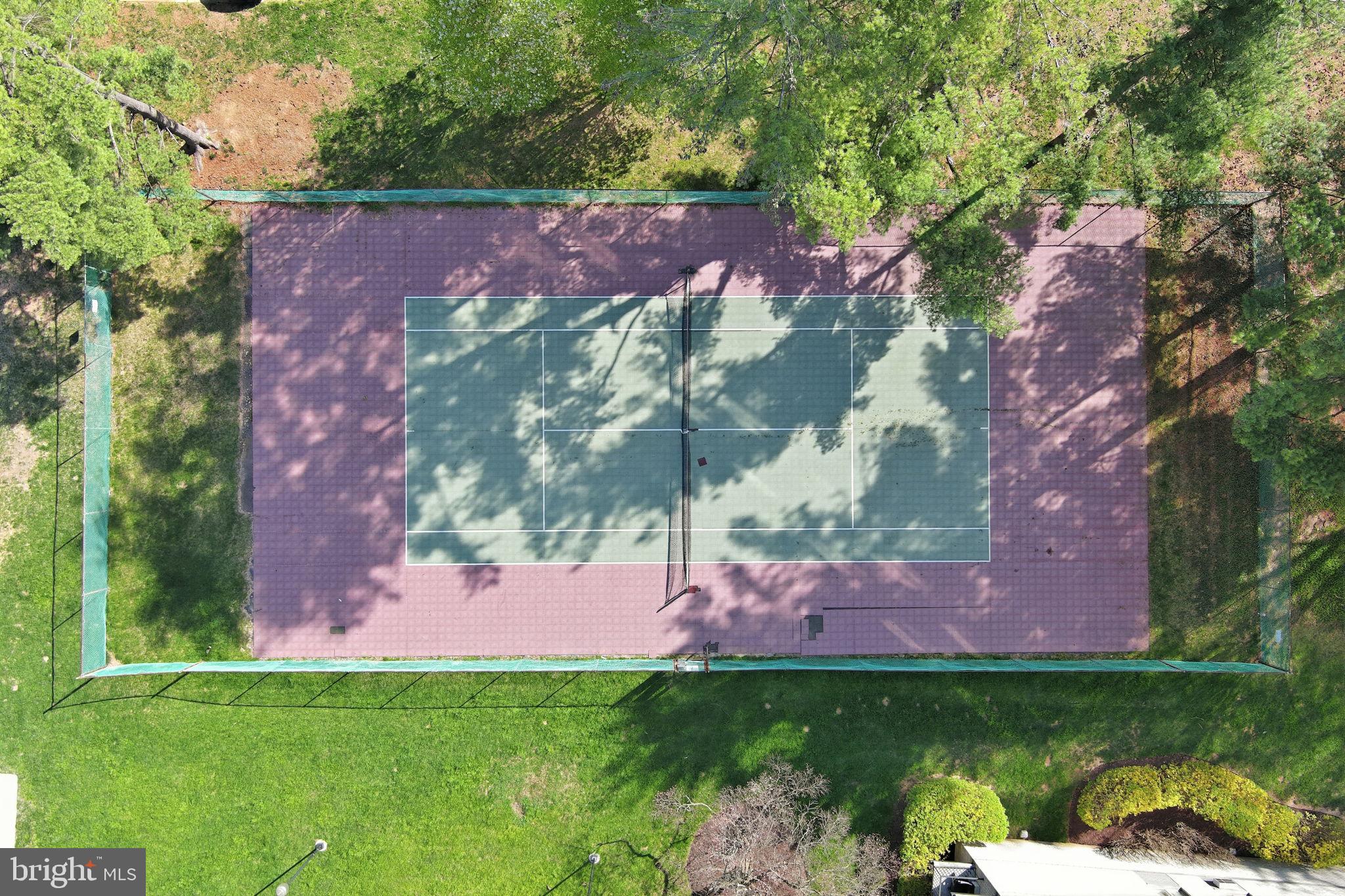 BARCROFT HILLS - Residential