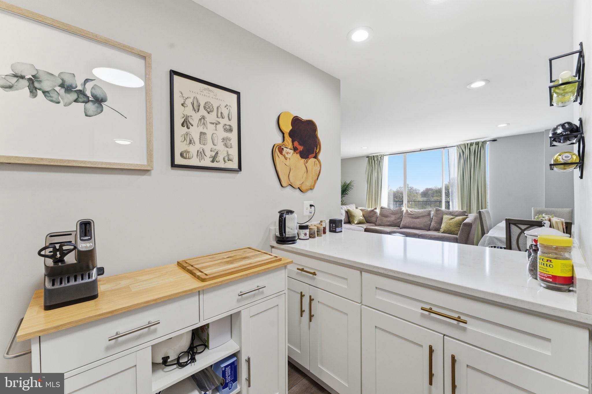 BARCROFT HILLS - Residential