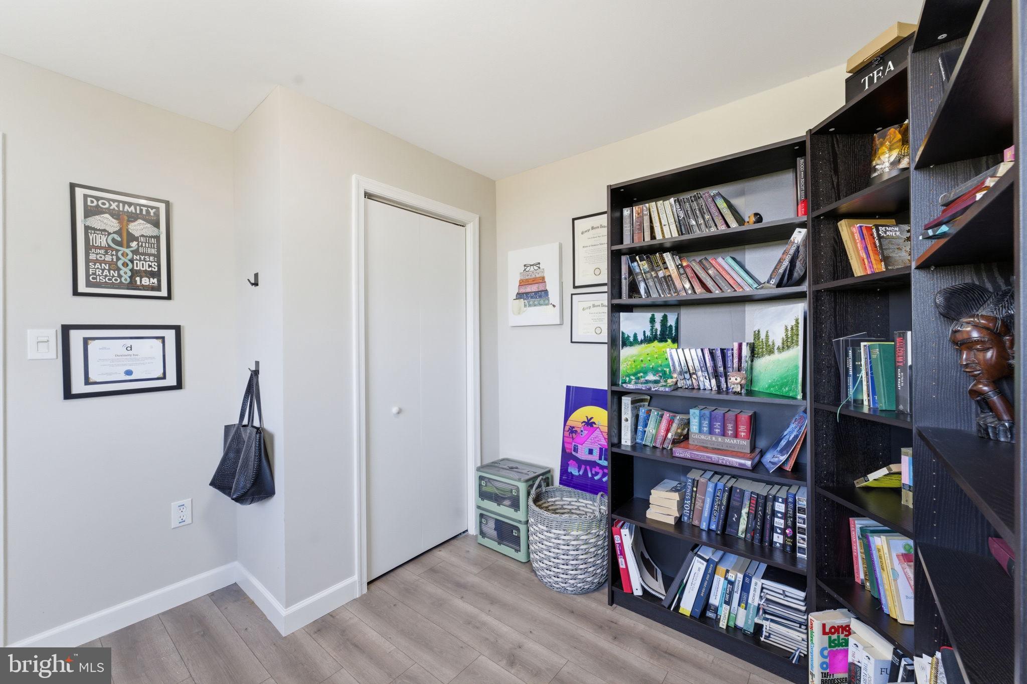 BARCROFT HILLS - Residential