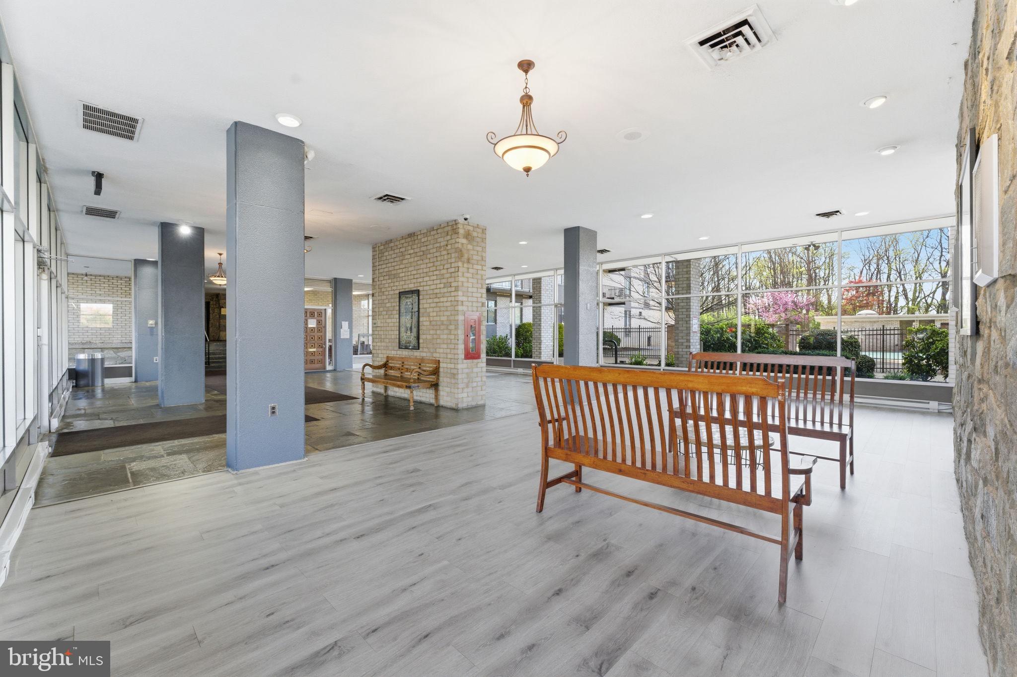 BARCROFT HILLS - Residential