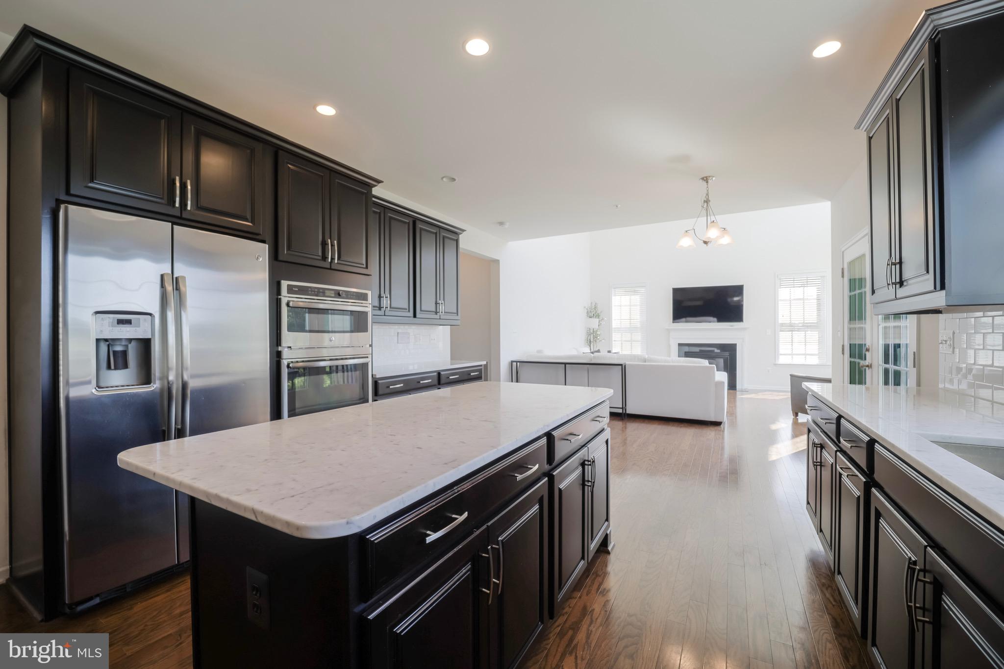 MARLBORO RIDGE - Residential