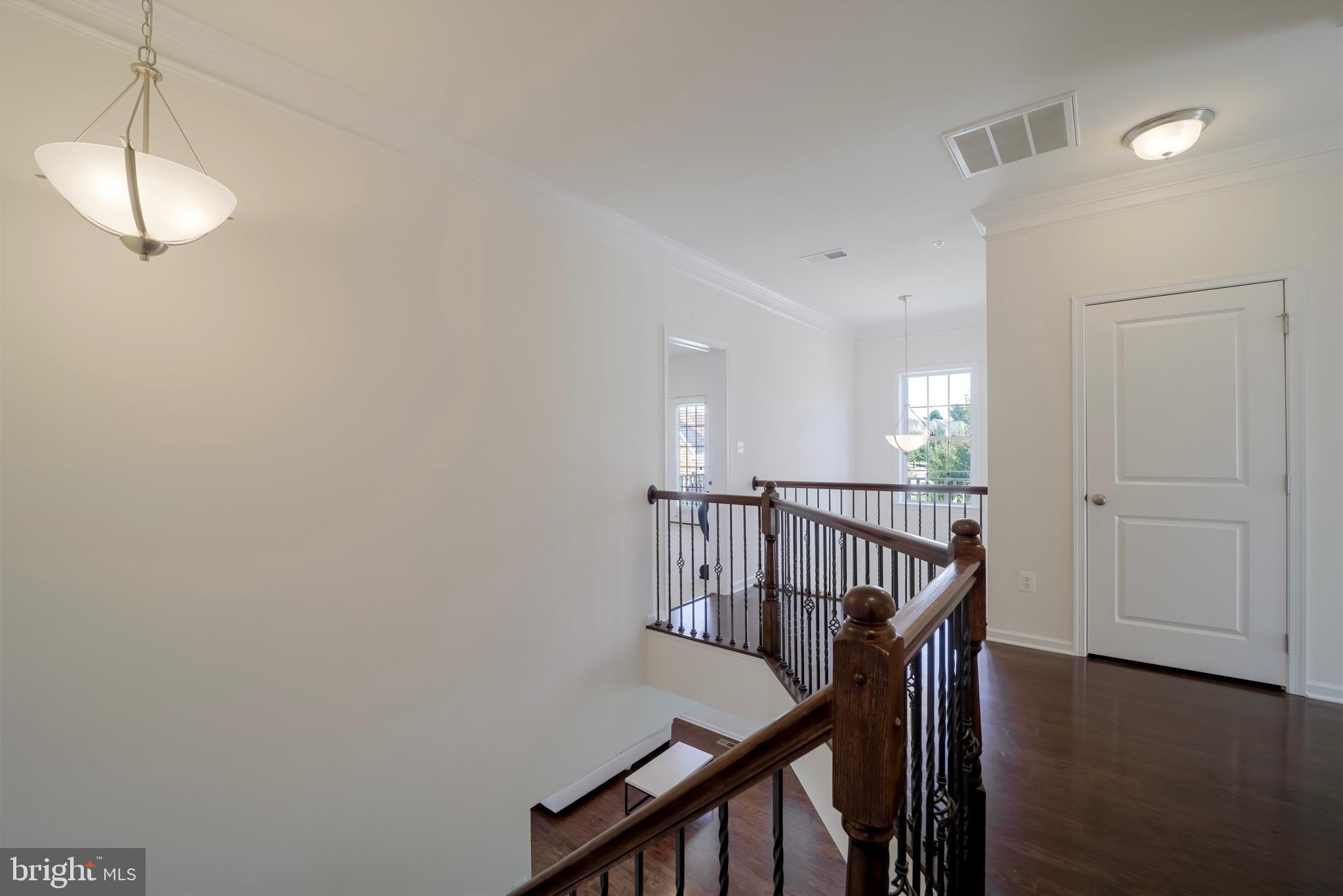 MARLBORO RIDGE - Residential