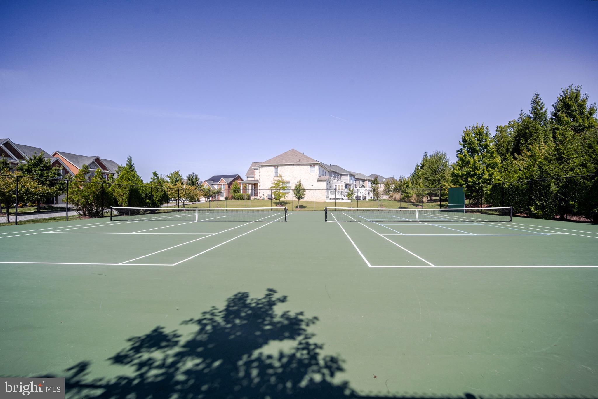 MARLBORO RIDGE - Residential