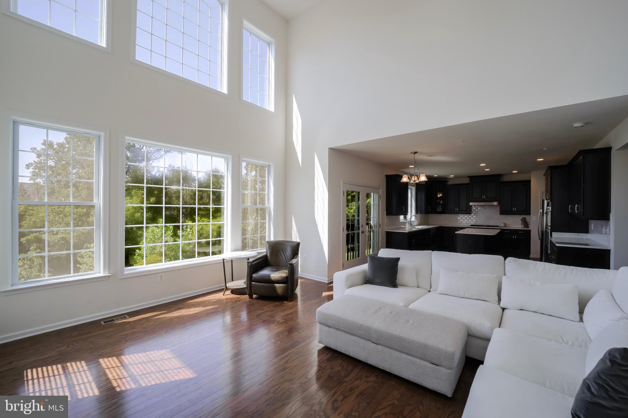 MARLBORO RIDGE - Residential